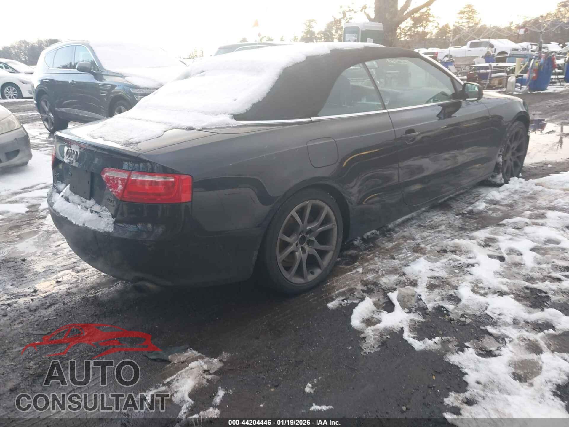 AUDI A5 2011 - WAUCFAFH6BN011733