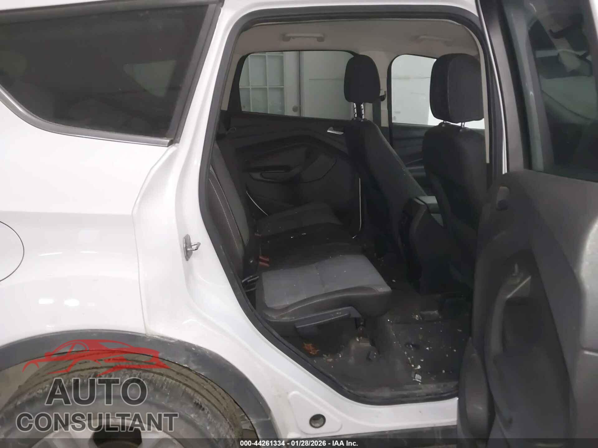 FORD ESCAPE 2014 - 1FMCU0GX8EUC01404