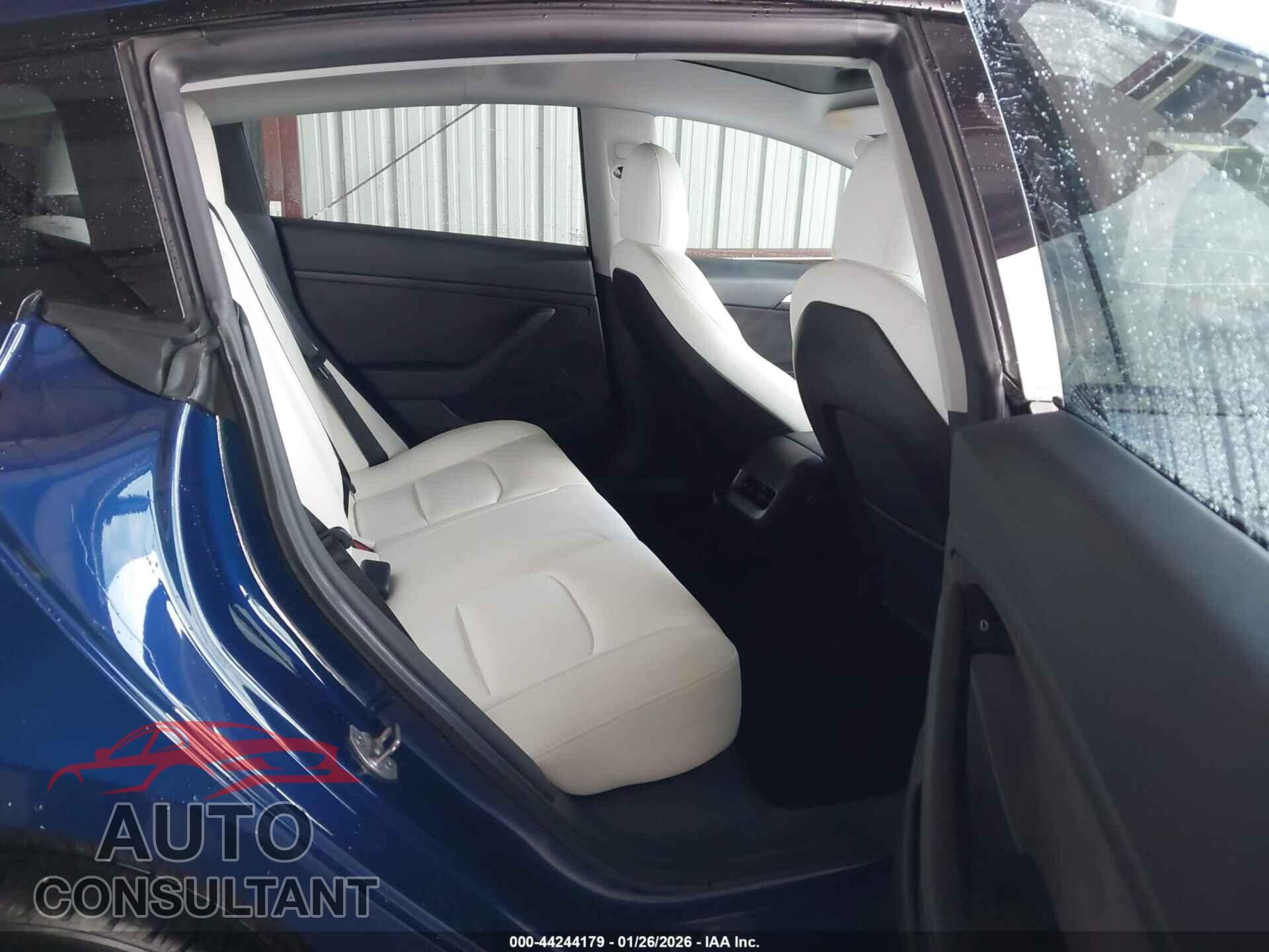 TESLA MODEL 3 2021 - 5YJ3E1EA7MF995194