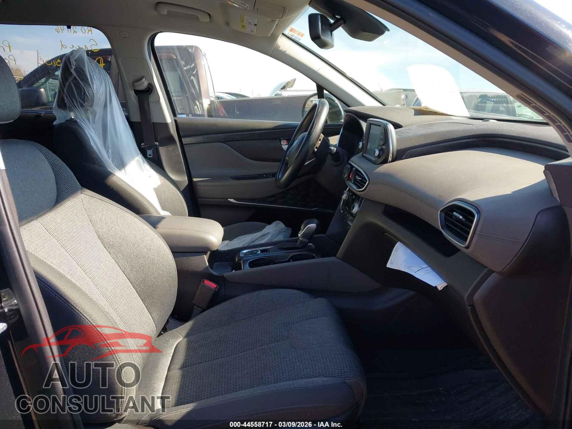HYUNDAI SANTA FE 2019 - 5NMS3CAD7KH032109