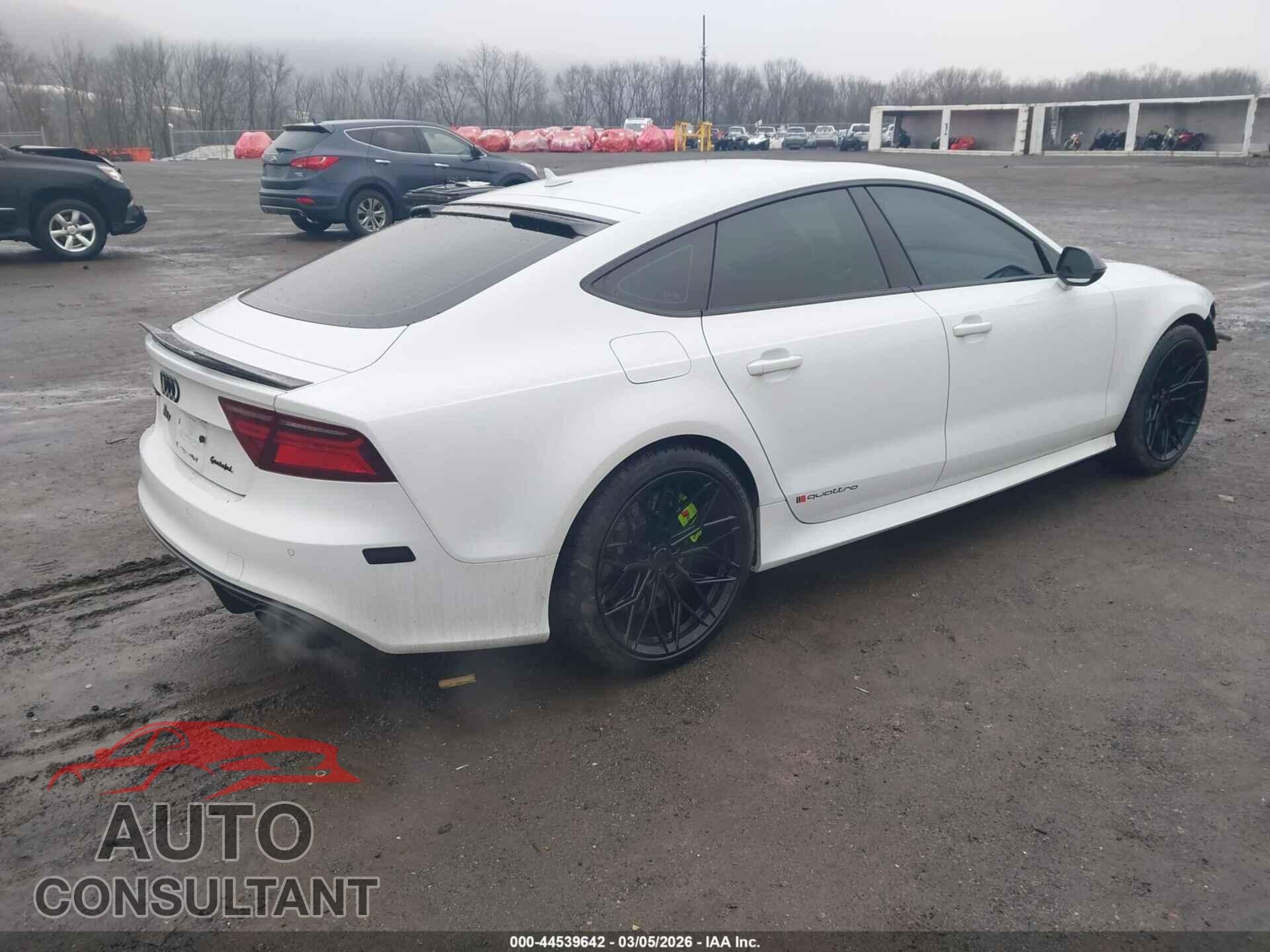 AUDI RS 7 2017 - WUAWRAFC2HN905400