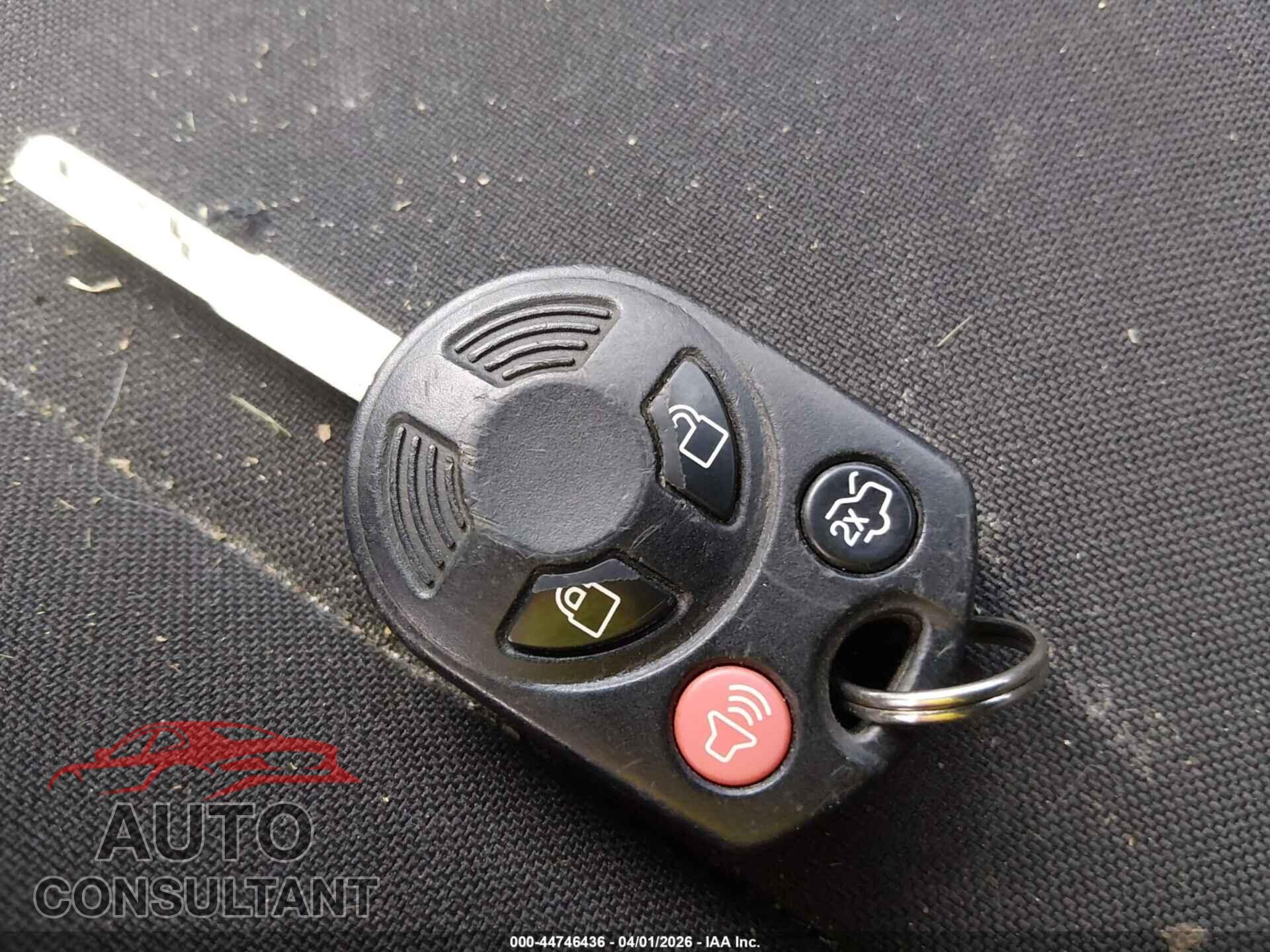 FORD FOCUS 2016 - 1FADP3E26GL401432