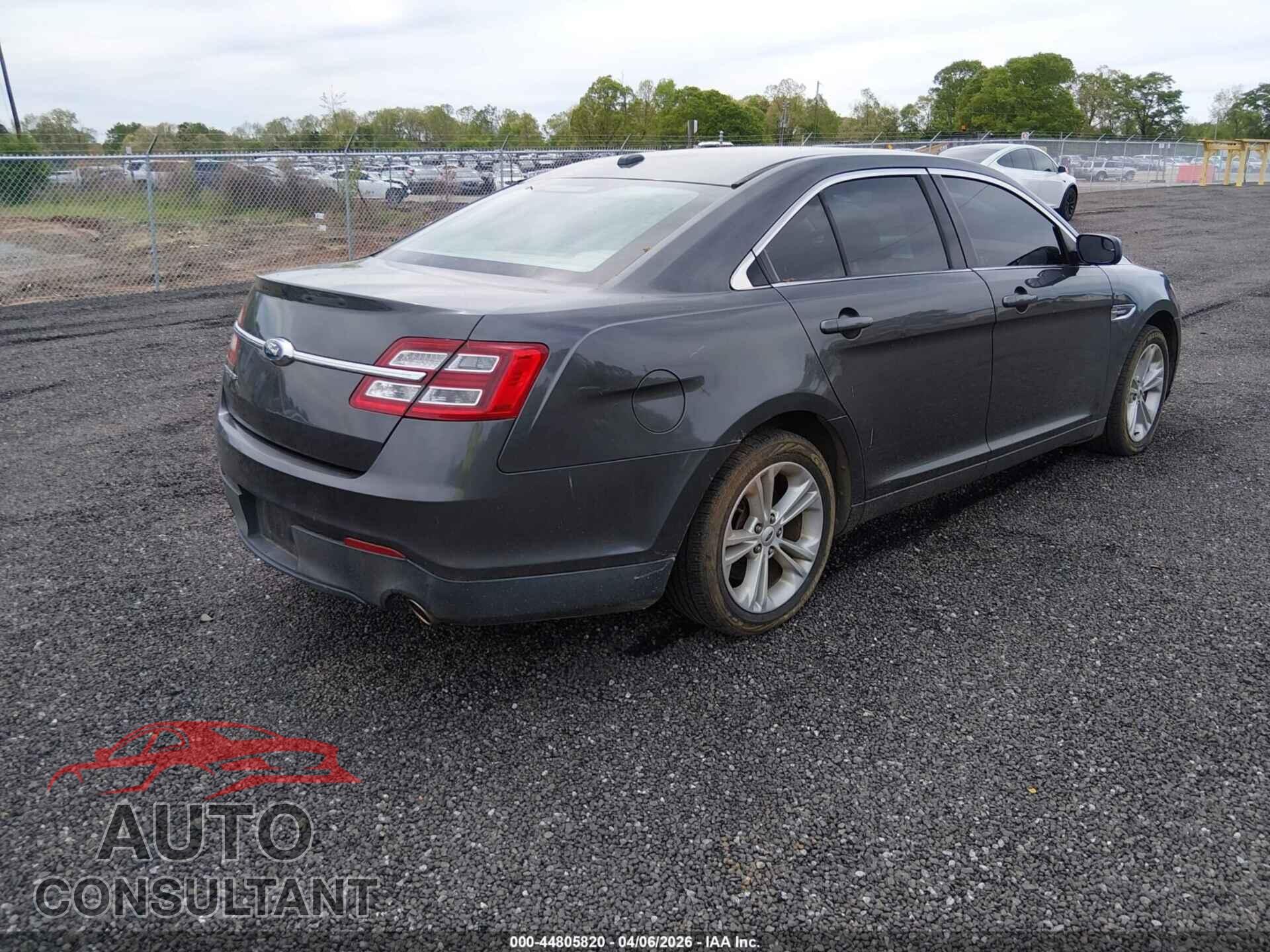 FORD TAURUS 2015 - 1FAHP2D80FG176529