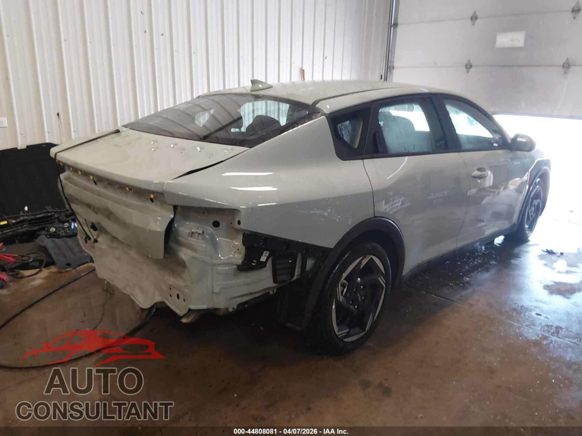 KIA K4 2025 - 3KPFU4DE0SE220356
