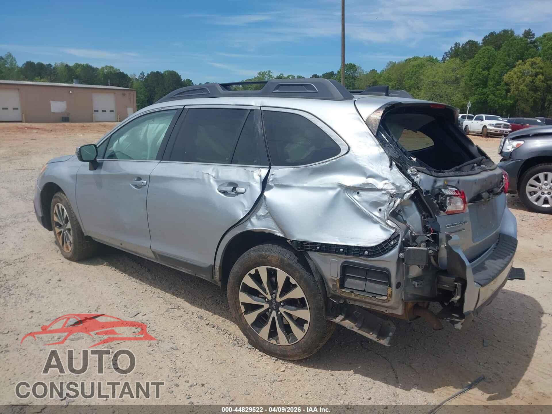 SUBARU OUTBACK 2016 - 4S4BSAJC2G3324055