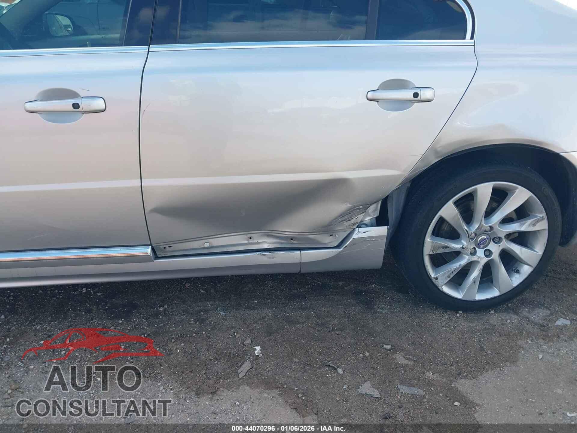 VOLVO S80 2015 - YV1902MD6F1183045