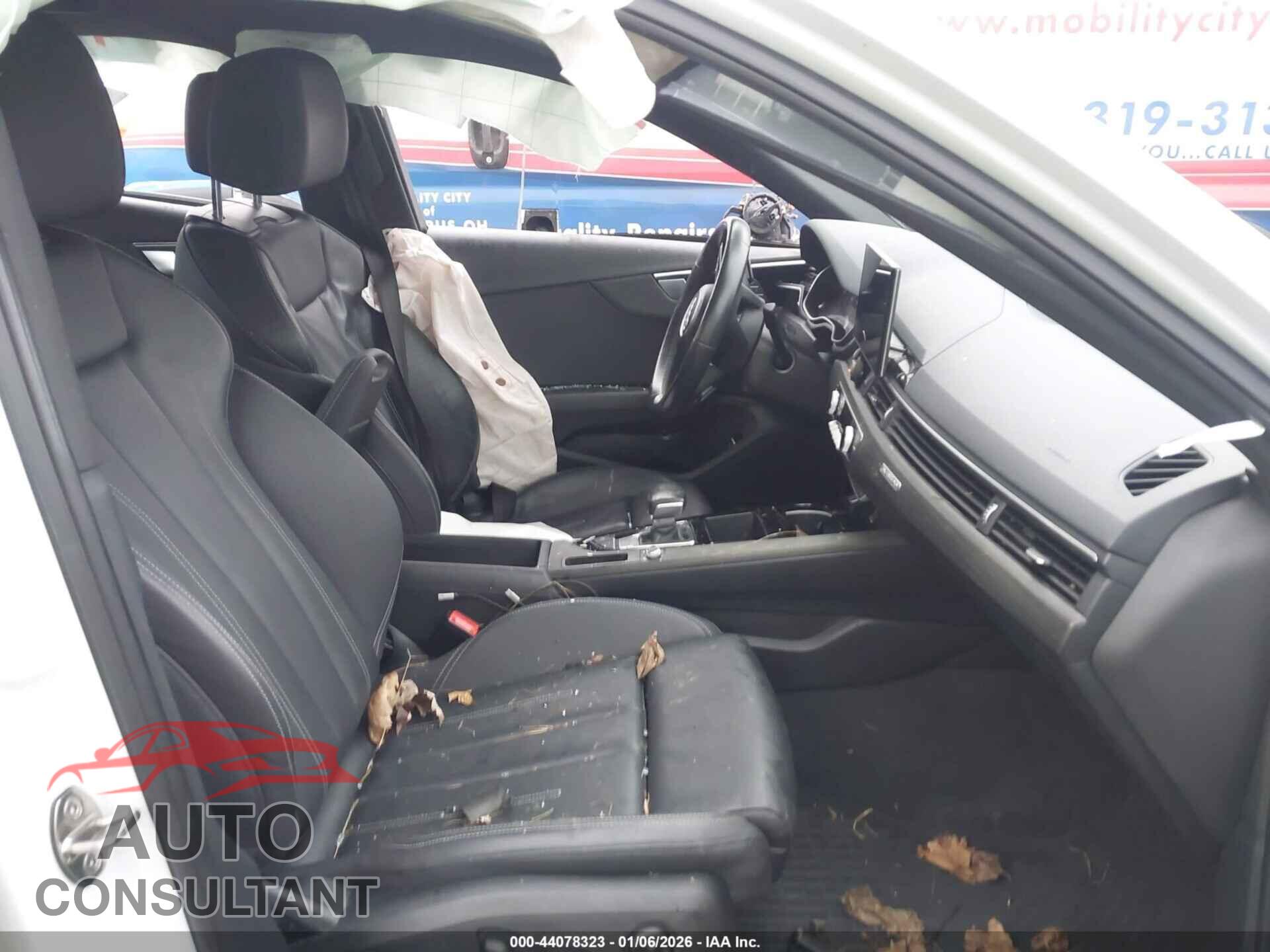 AUDI A4 2021 - WAUDAAF4XMA042560