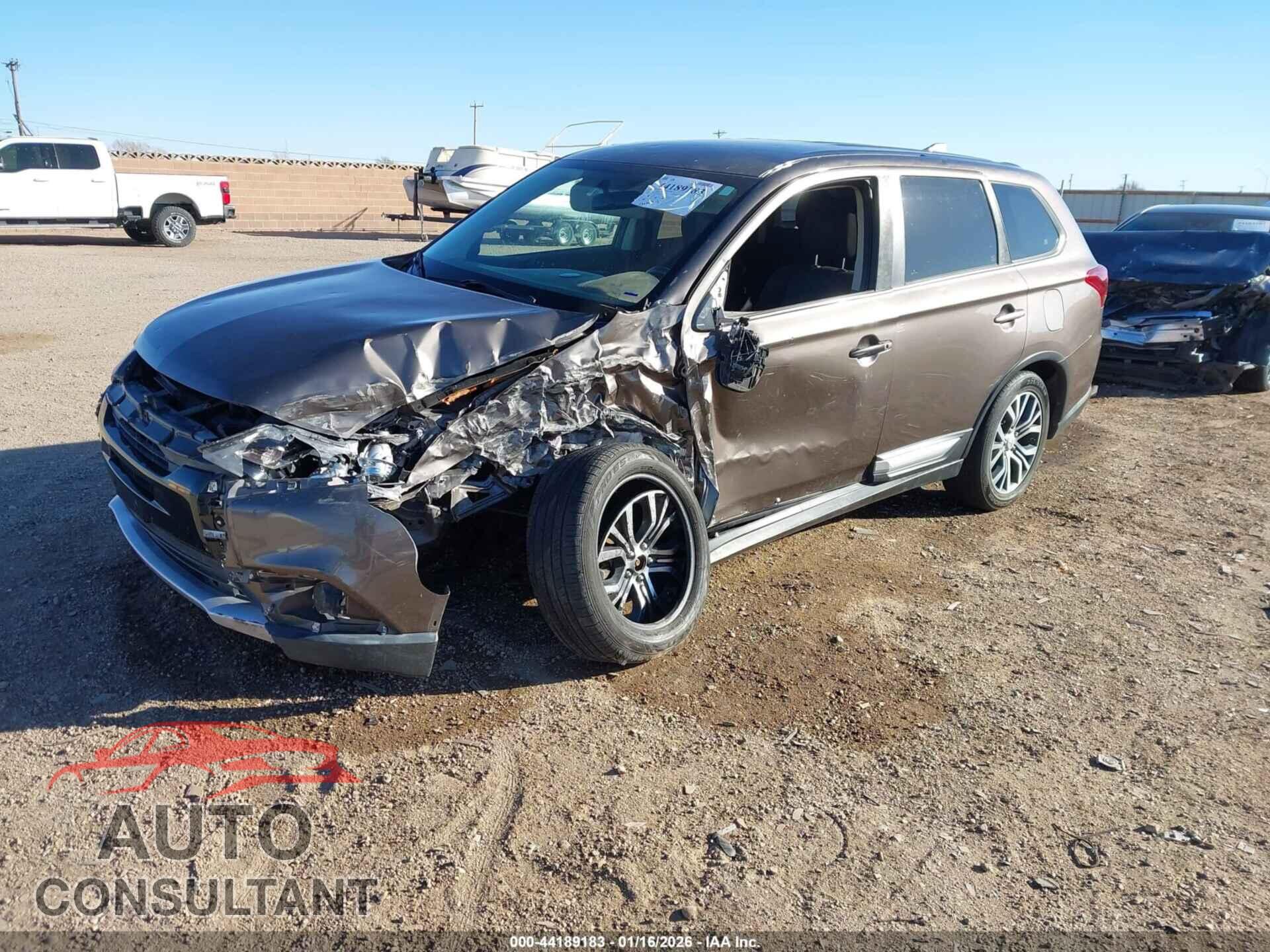 MITSUBISHI OUTLANDER 2017 - JA4AD2A39HZ018494