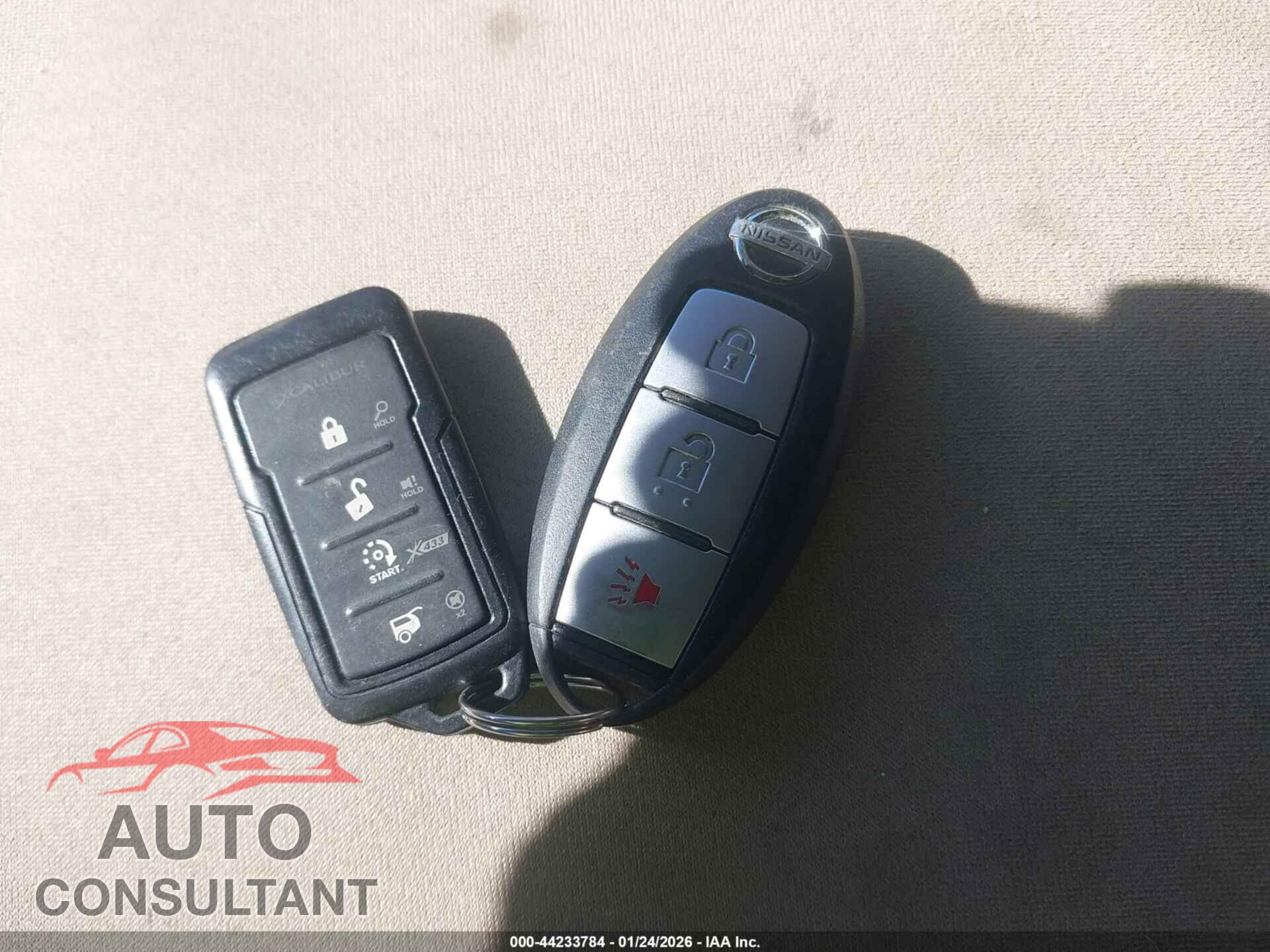 NISSAN PATHFINDER 2013 - 5N1AR2MM8DC672598