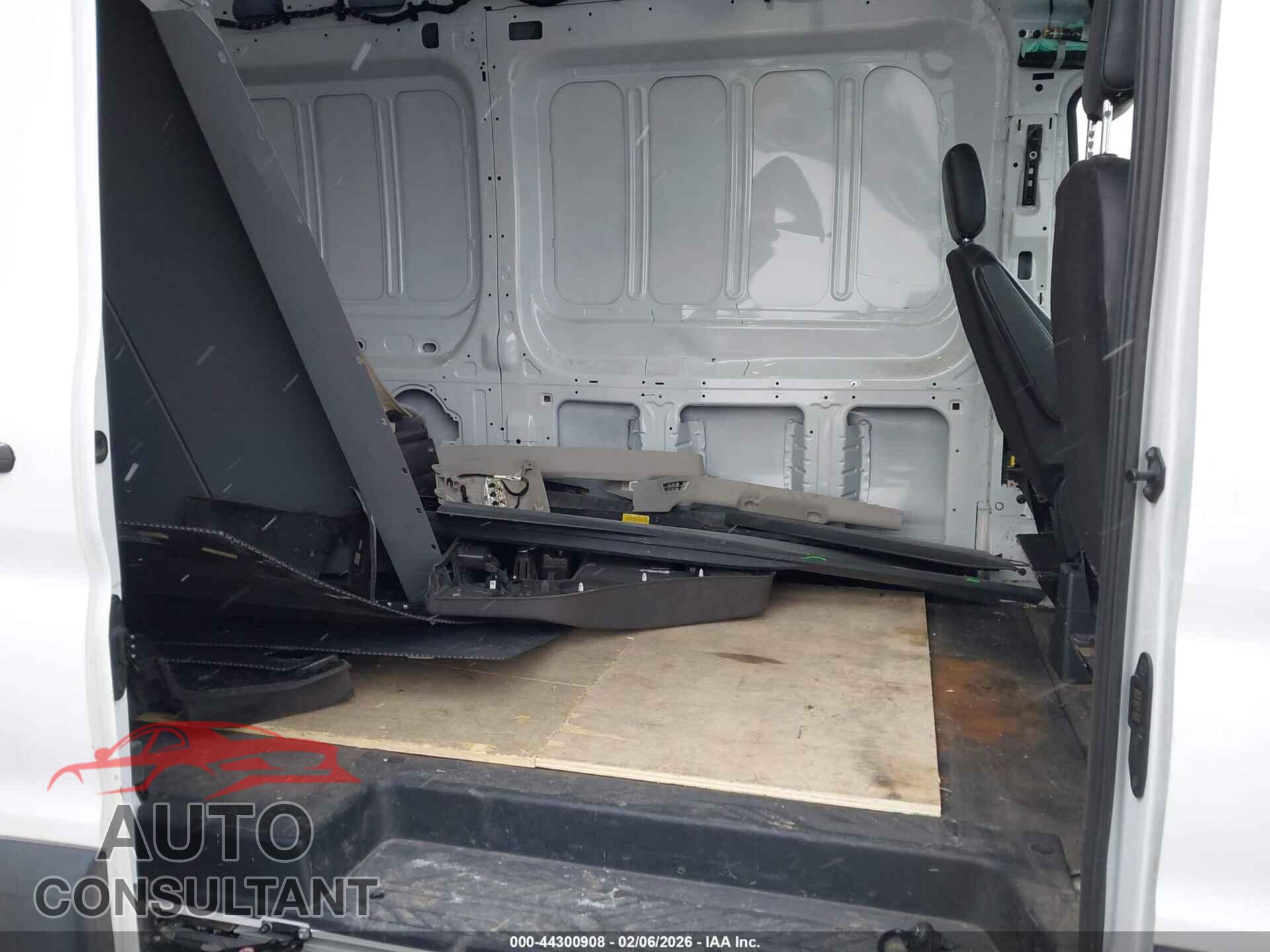 FORD TRANSIT-250 2020 - 1FTBR1C80LKA74288