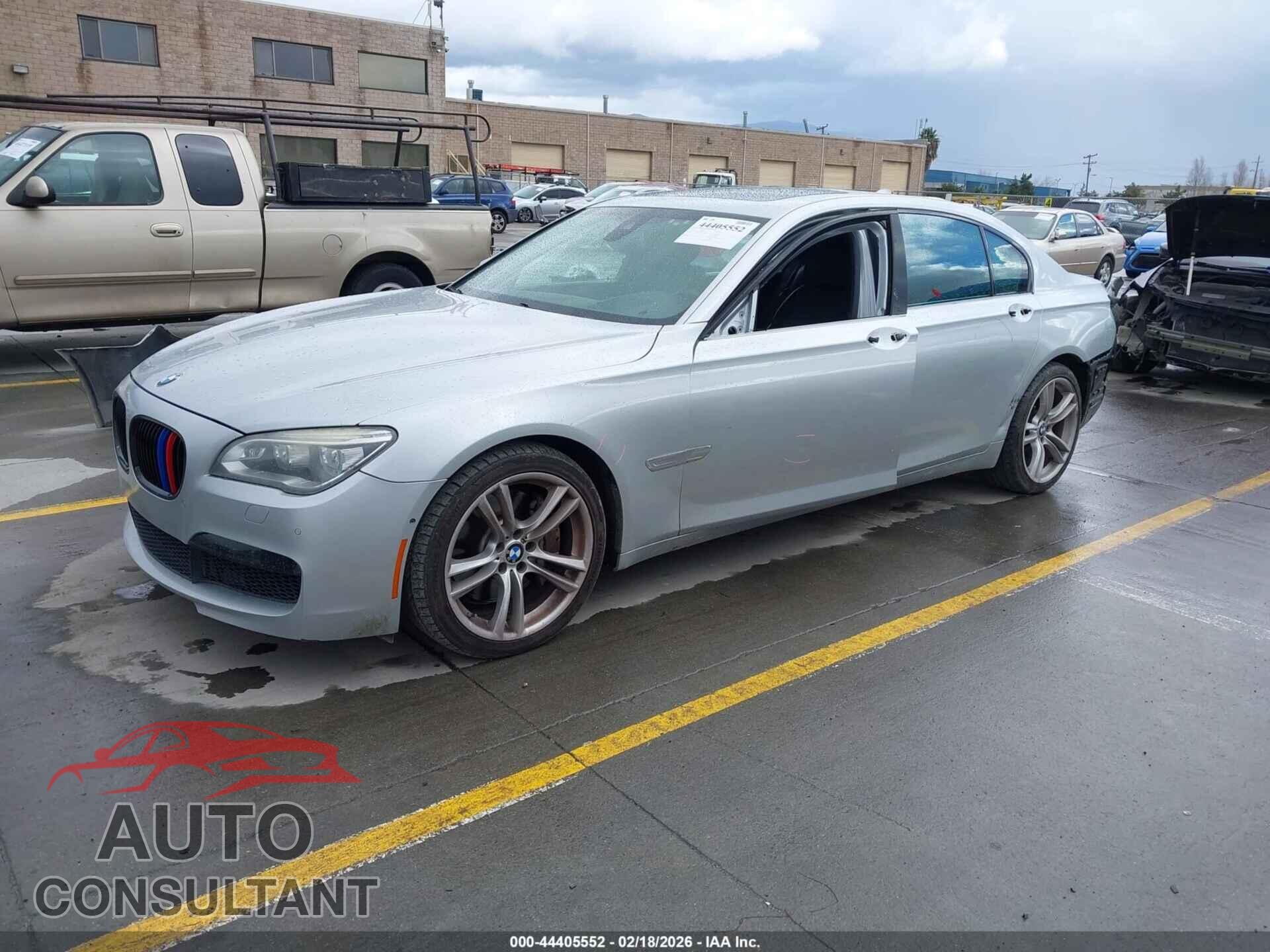 BMW 750LI 2013 - WBAYE8C53DD132515