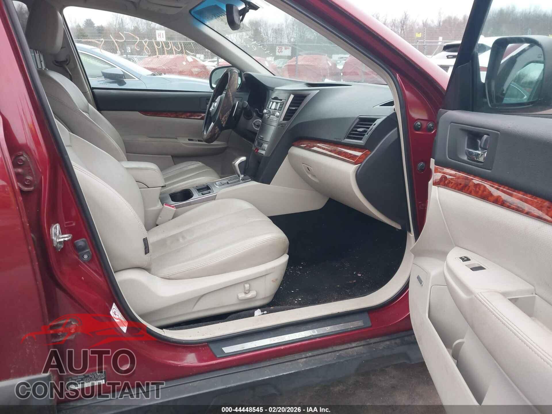 SUBARU OUTBACK 2011 - 4S4BRBKC9B3400069
