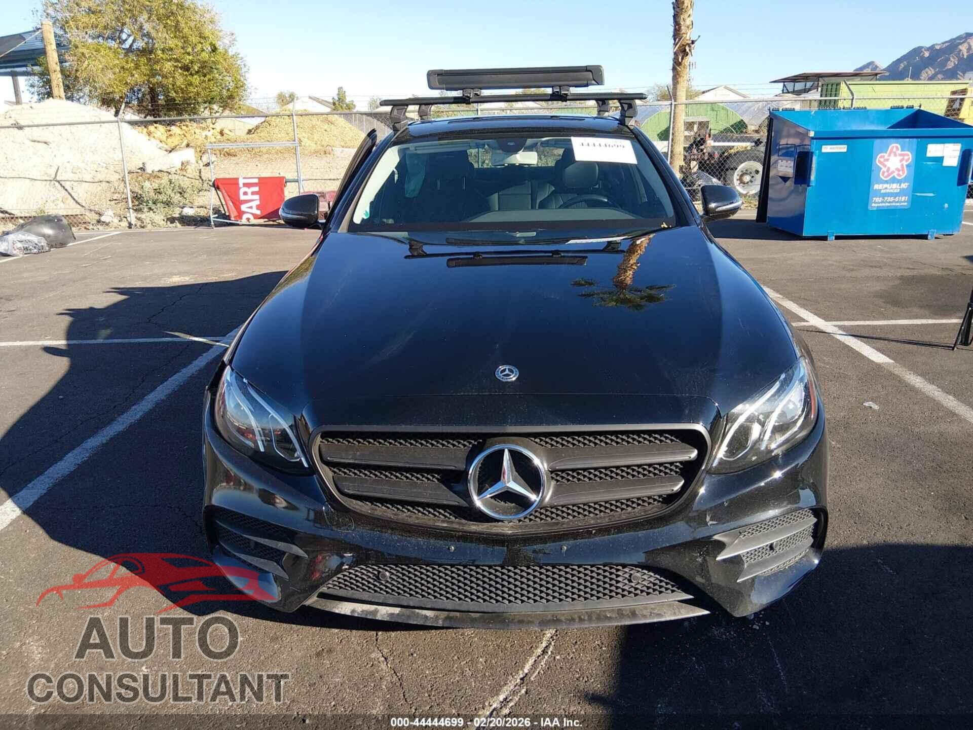 MERCEDES-BENZ E 300 2018 - WDDZF4JB8JA395821