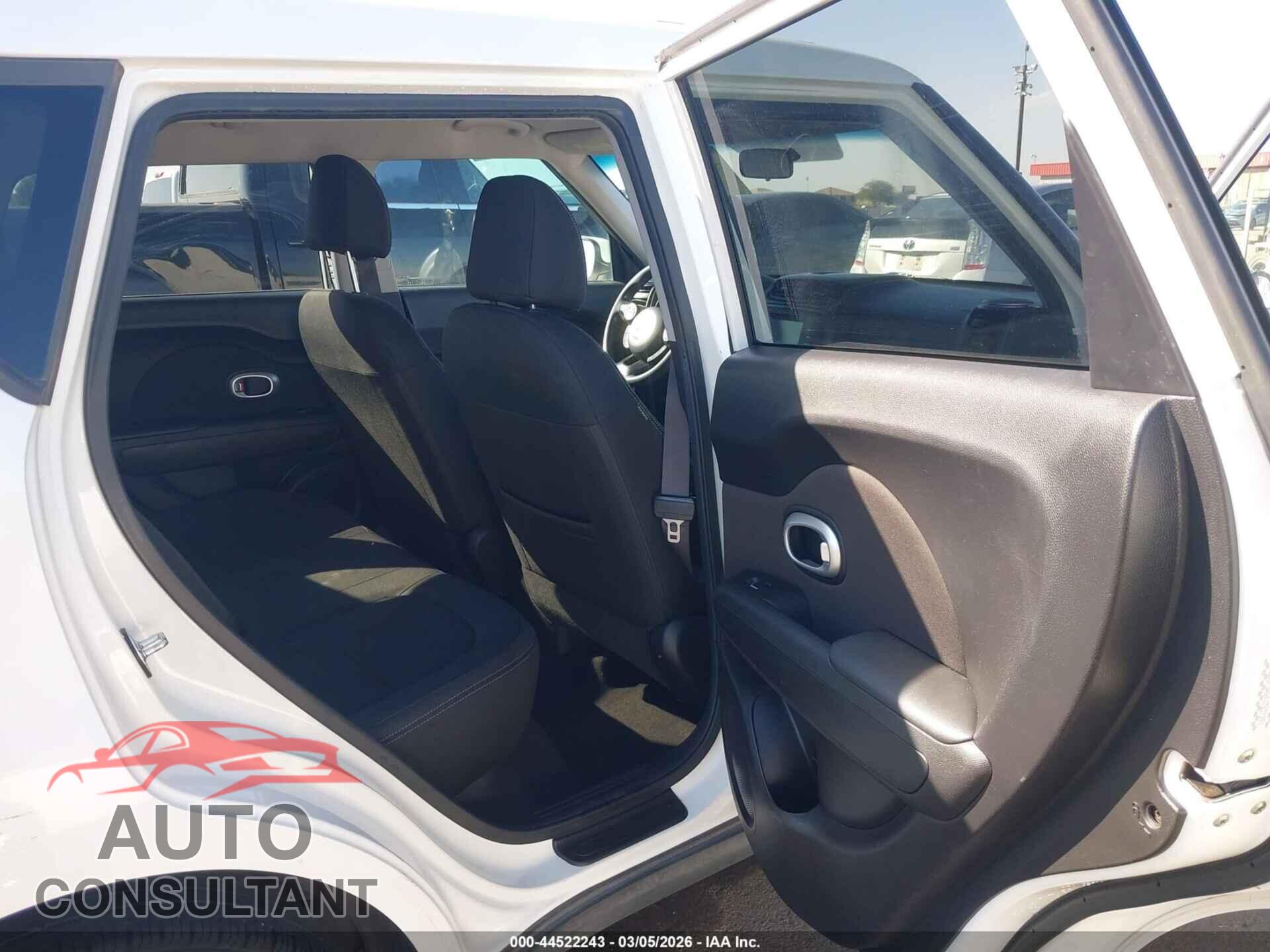 KIA SOUL 2018 - KNDJP3A50J7537391