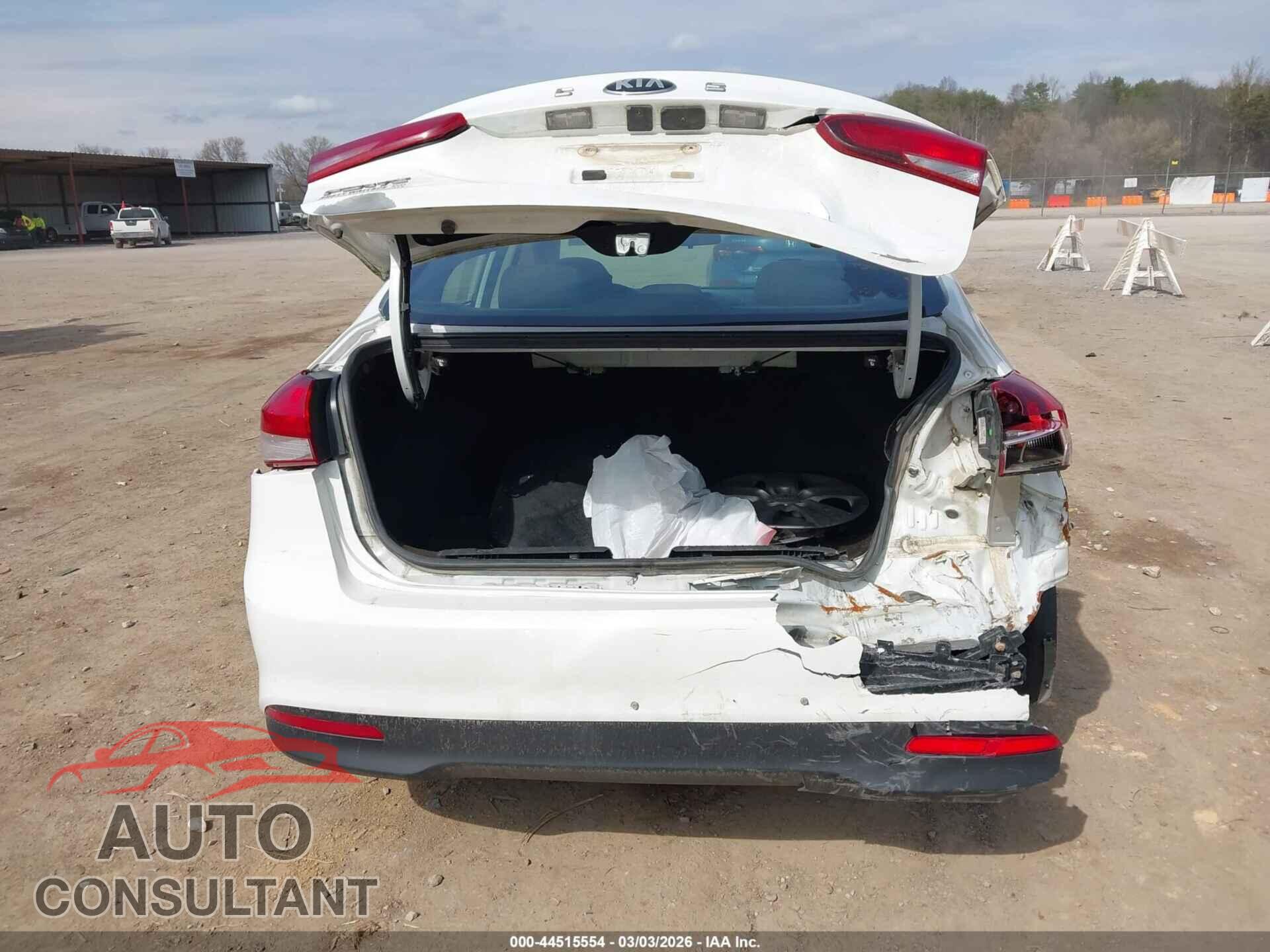 KIA FORTE 2017 - 3KPFK4A79HE081963