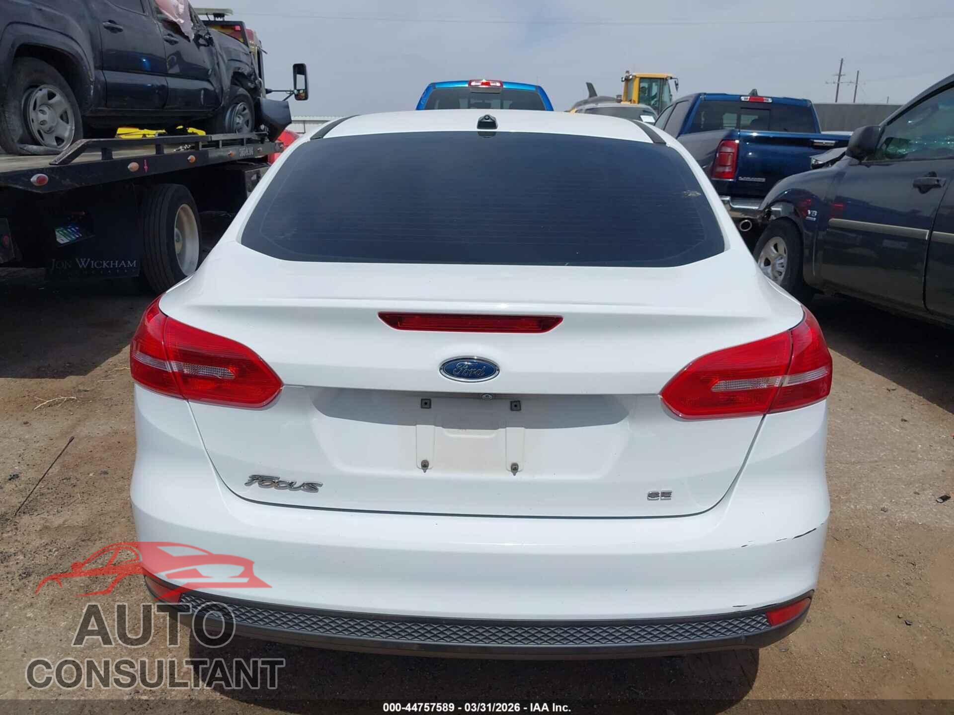 FORD FOCUS 2016 - 1FADP3F20GL268598