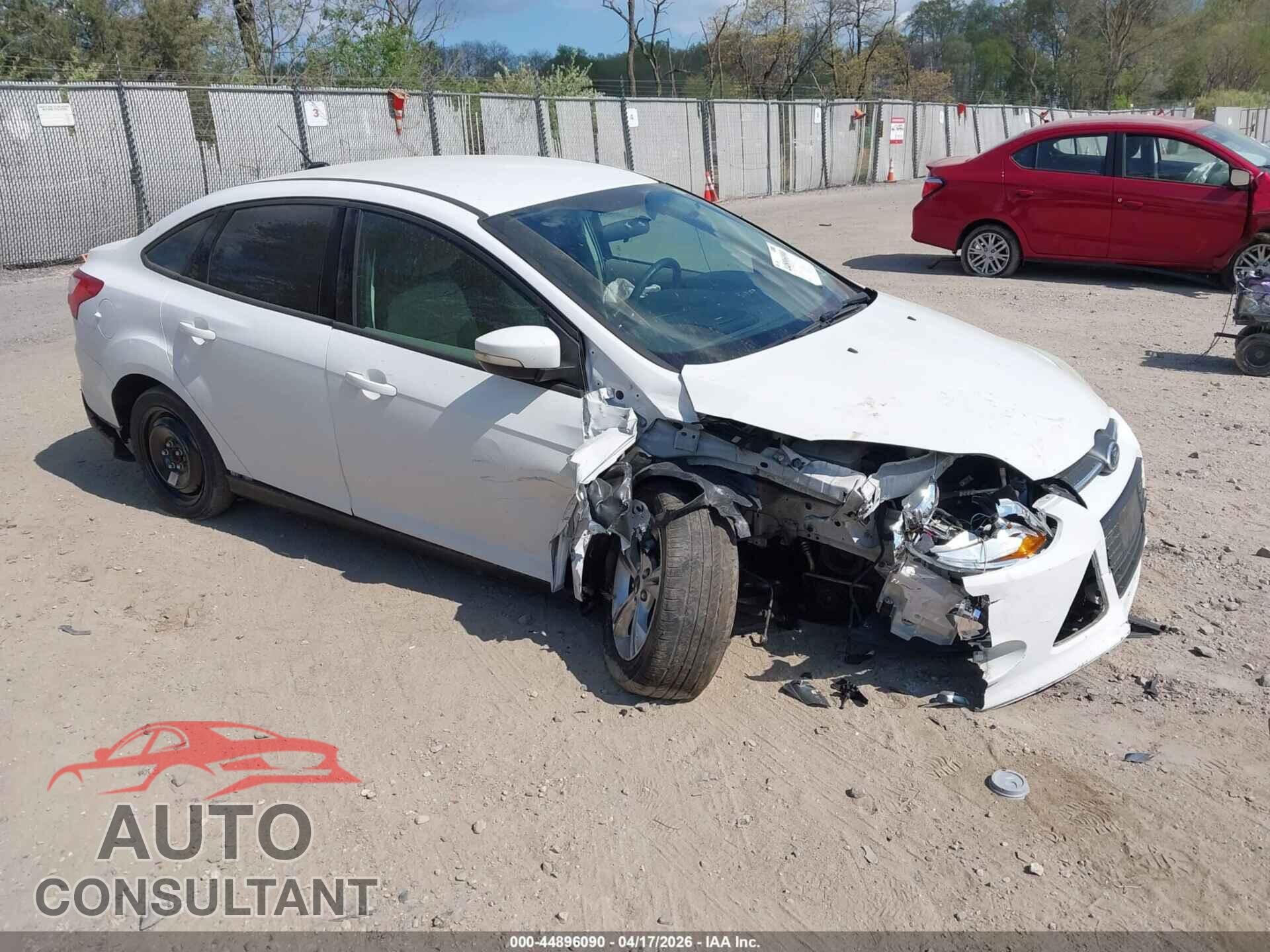 FORD FOCUS 2014 - 1FADP3F28EL359261