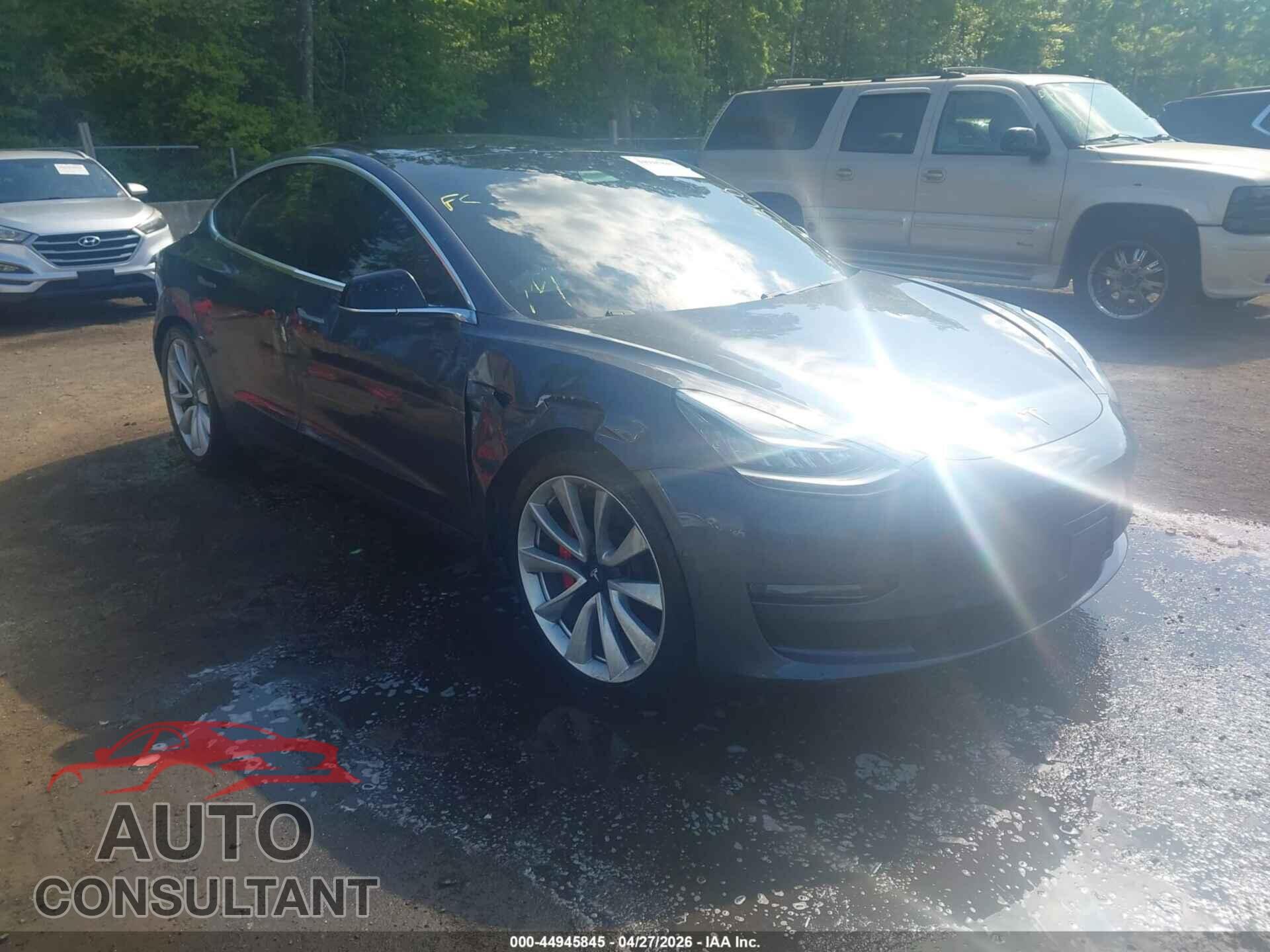 TESLA MODEL 3 2019 - 5YJ3E1EB7KF477883