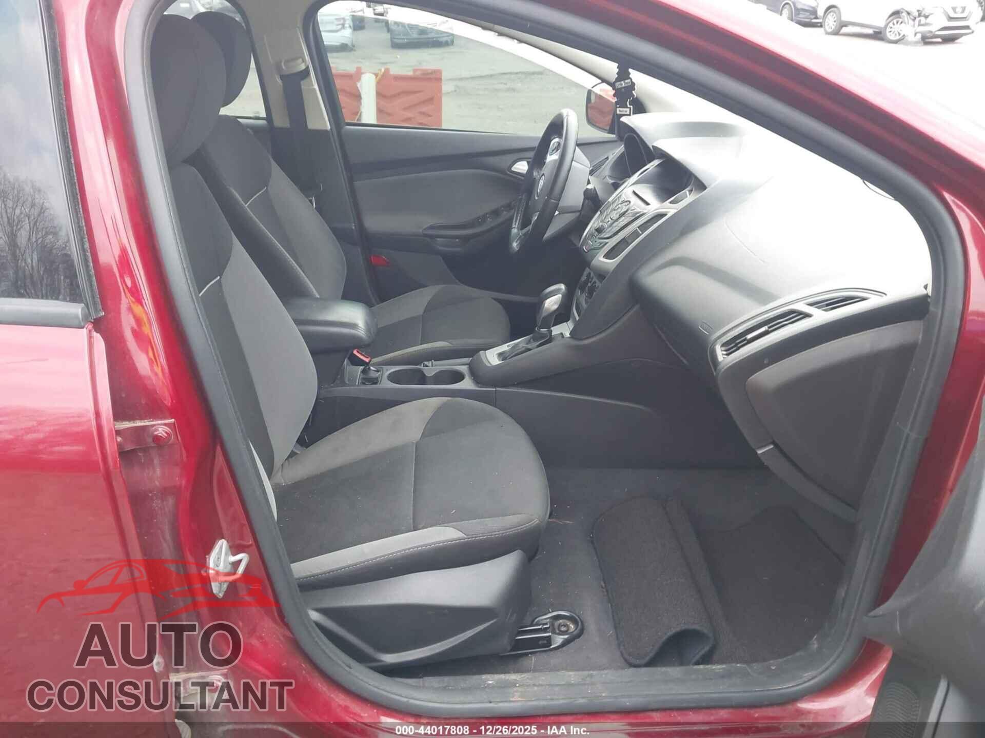 FORD FOCUS 2013 - 1FADP3F21DL359262