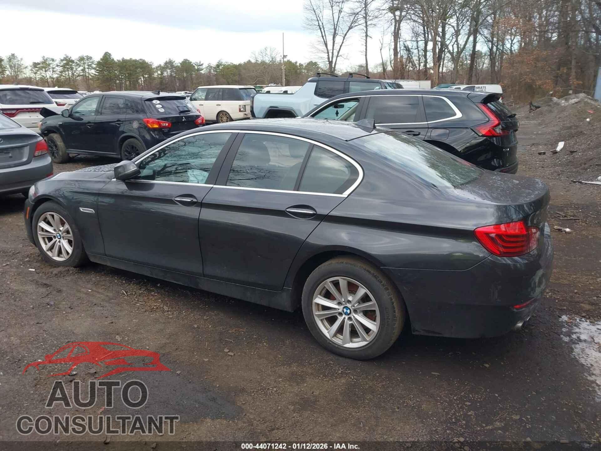 BMW 528I 2016 - WBA5A7C53GG151173