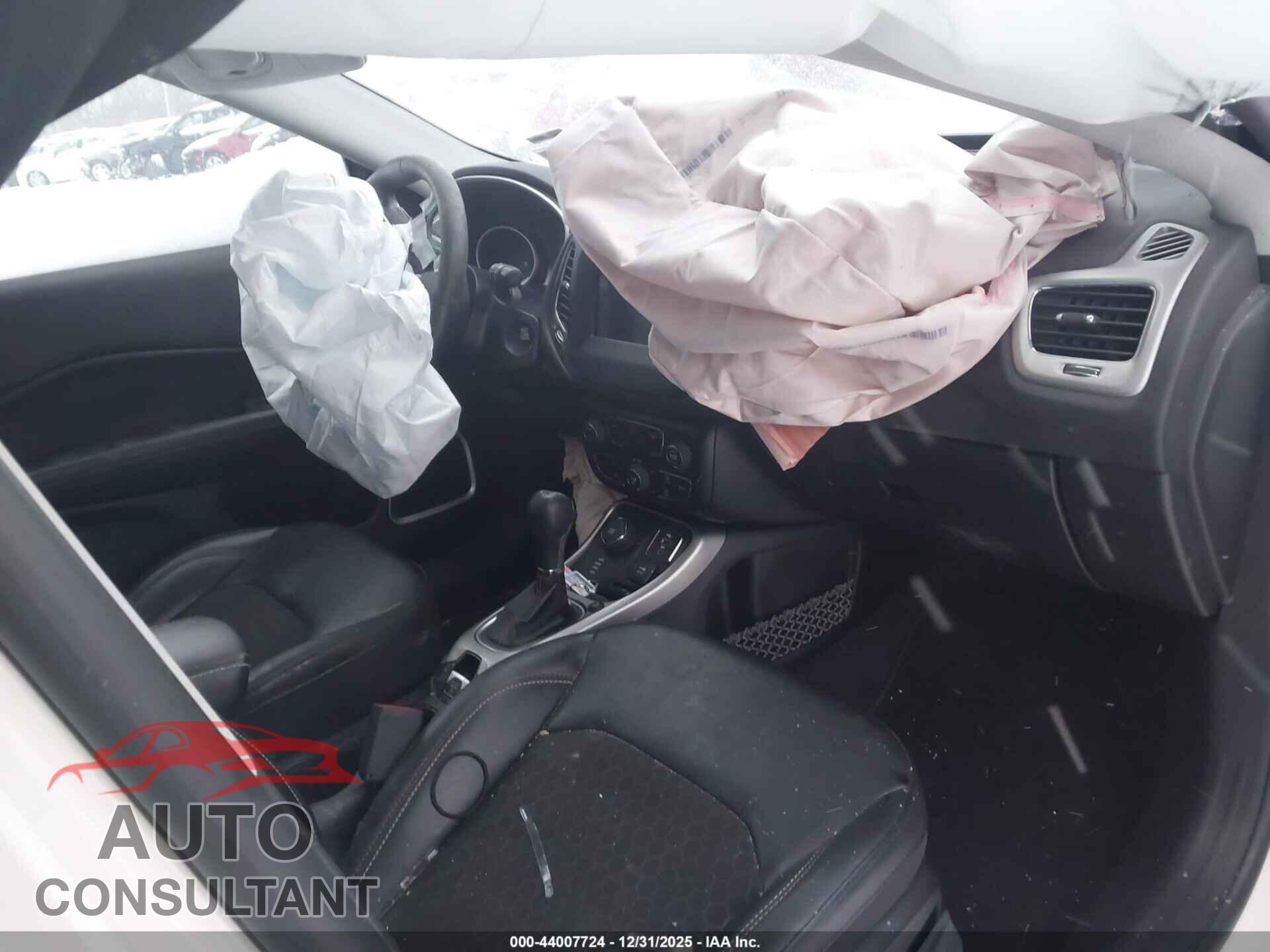 JEEP COMPASS 2021 - 3C4NJDBB7MT509892