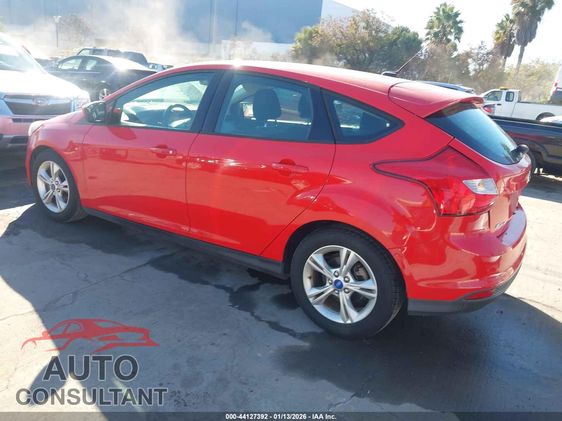 FORD FOCUS 2012 - 1FAHP3K22CL262920