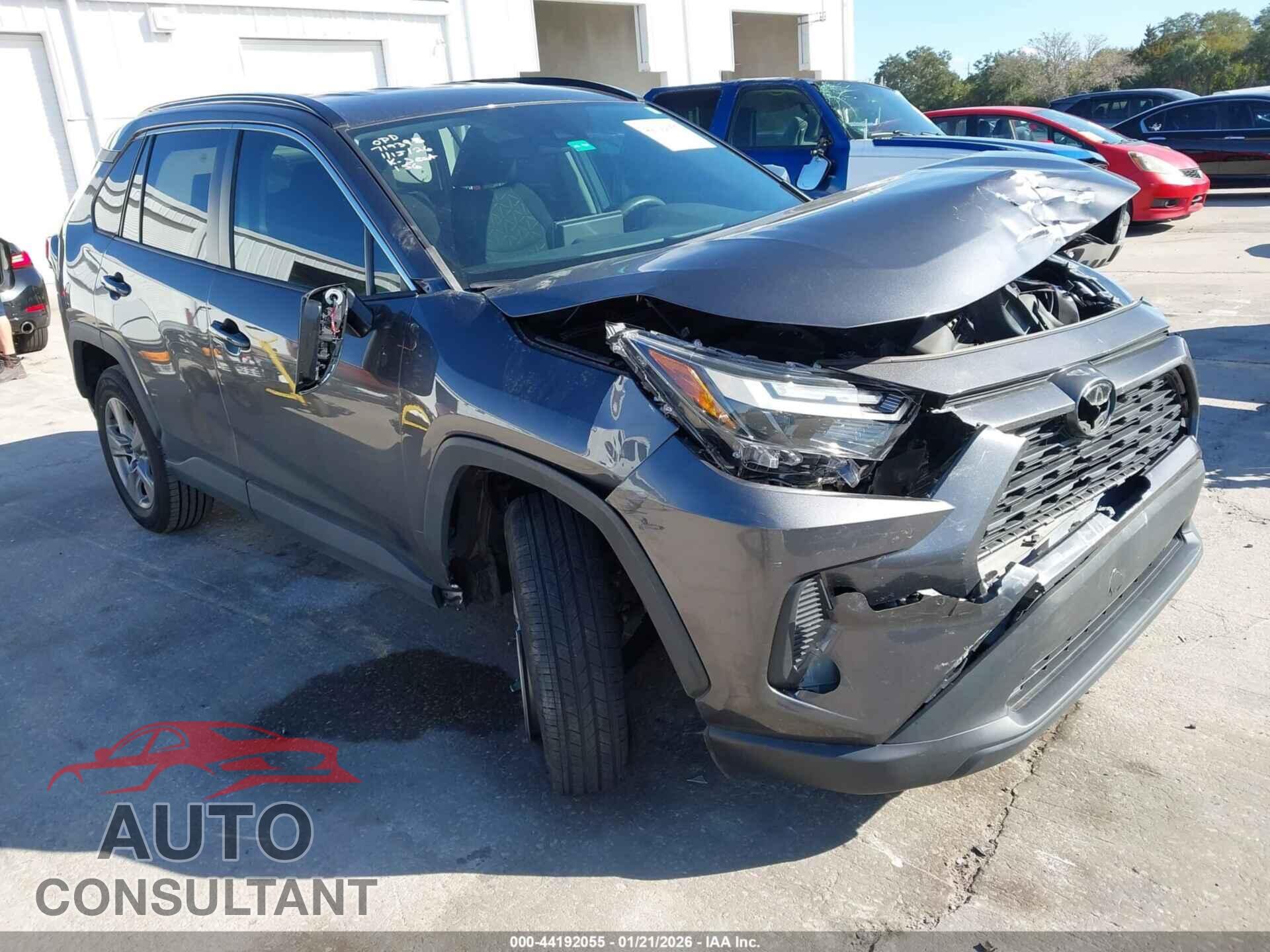 TOYOTA RAV4 2023 - 2T3W1RFV4PC233238