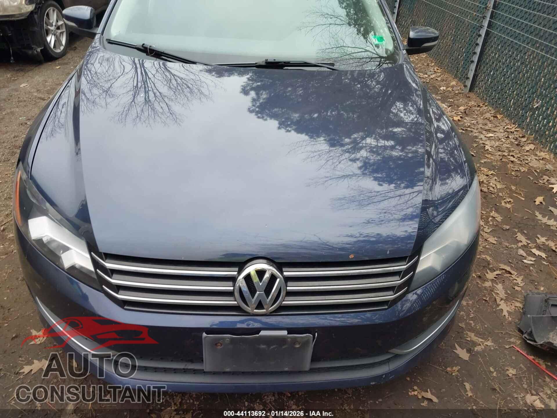 VOLKSWAGEN PASSAT 2014 - 1VWAP7A30EC003467