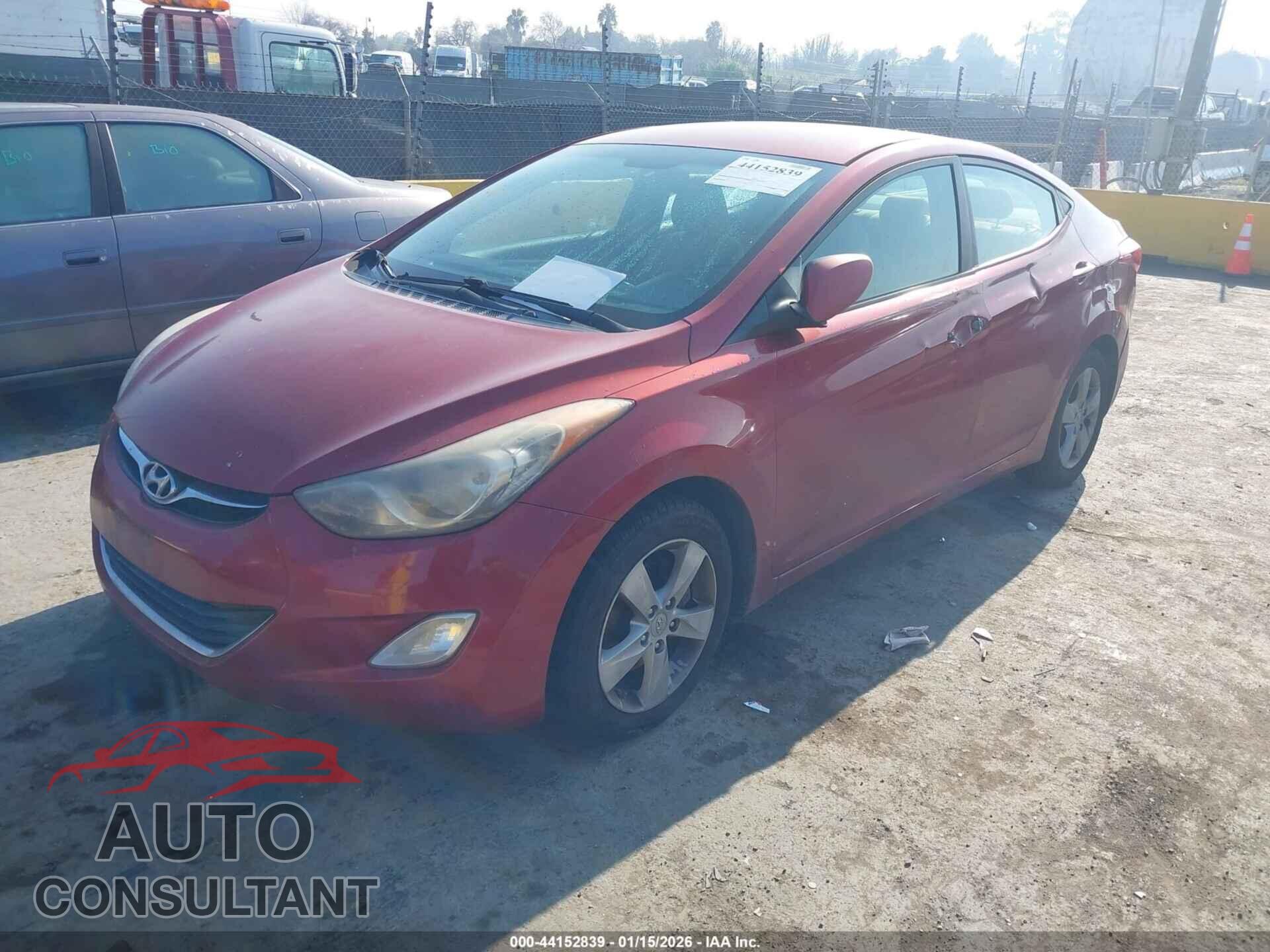 HYUNDAI ELANTRA 2012 - KMHDH4AE7CU412341