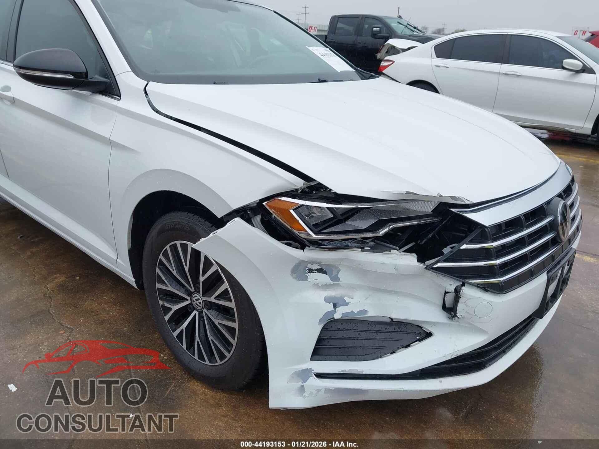 VOLKSWAGEN JETTA 2019 - 3VWCB7BU9KM145258
