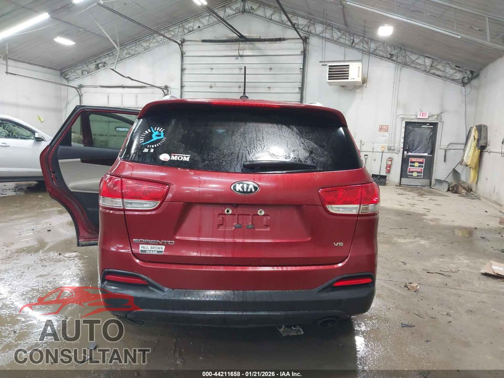 KIA SORENTO 2017 - 5XYPGDA55HG197099