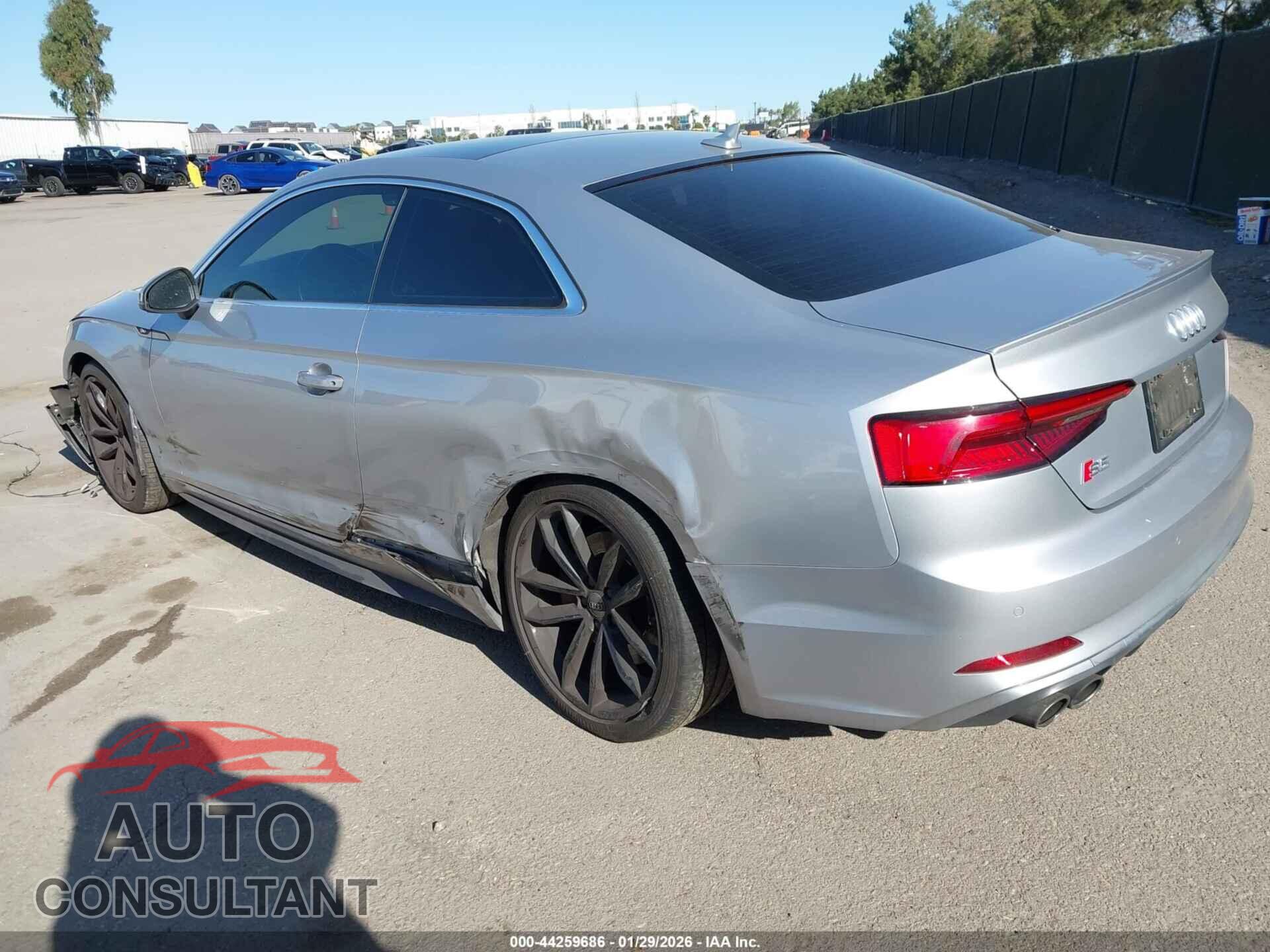 AUDI S5 2018 - WAUR4AF50JA008323