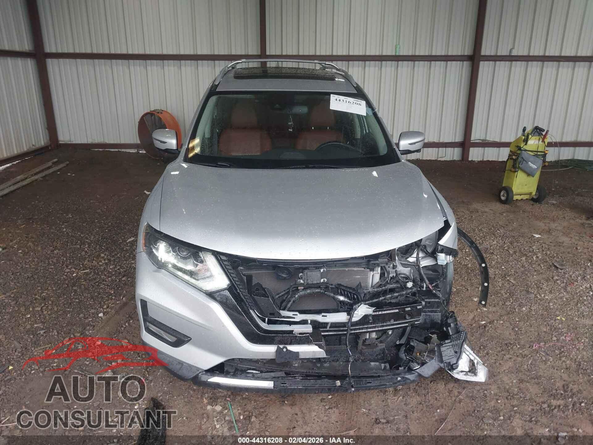 NISSAN ROGUE 2017 - JN8AT2MV8HW280213