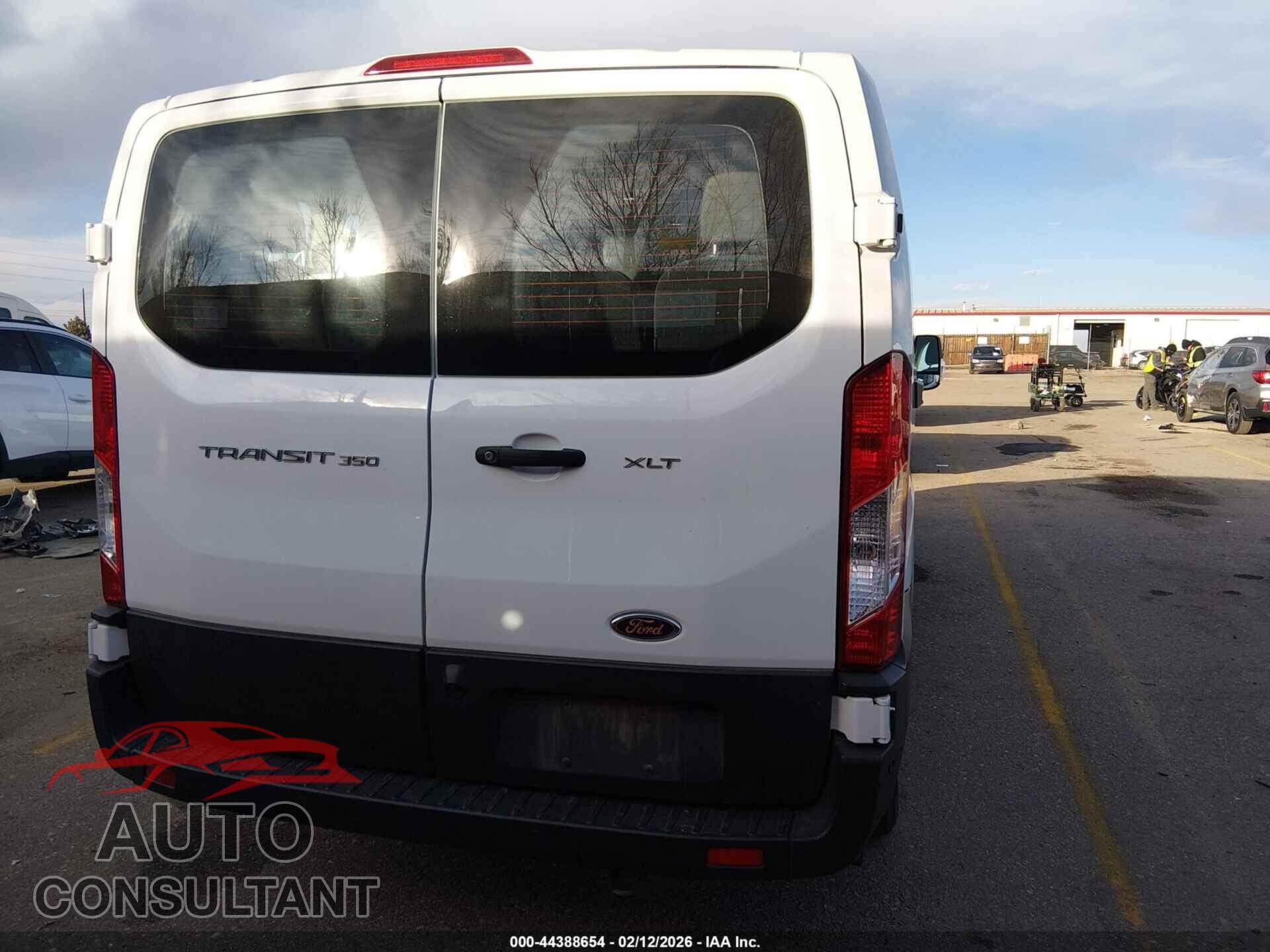 FORD TRANSIT-350 PASSENGER VAN 2022 - 1FBAX2Y83NKA83798