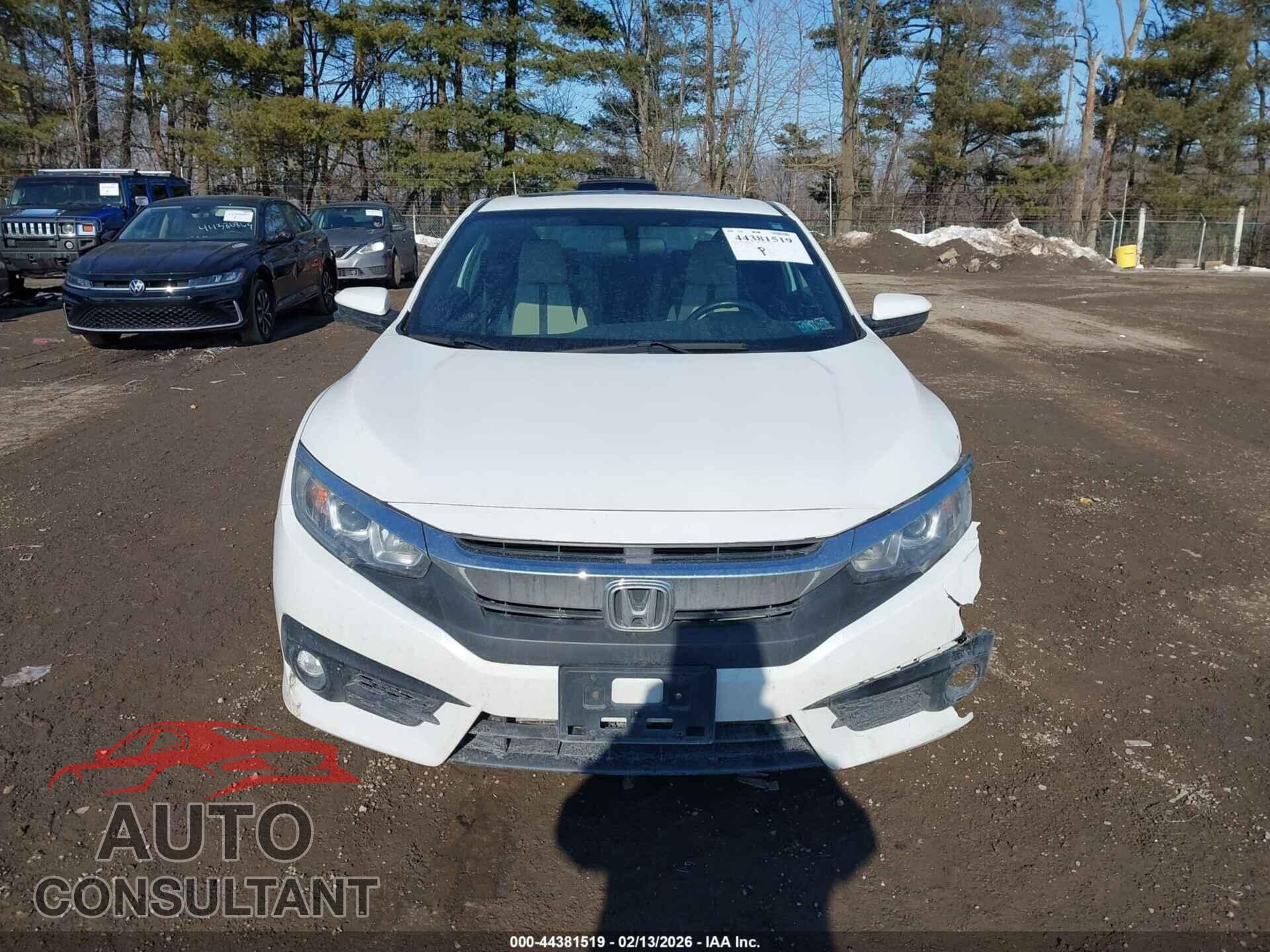 HONDA CIVIC 2018 - 2HGFC3A31JH352191