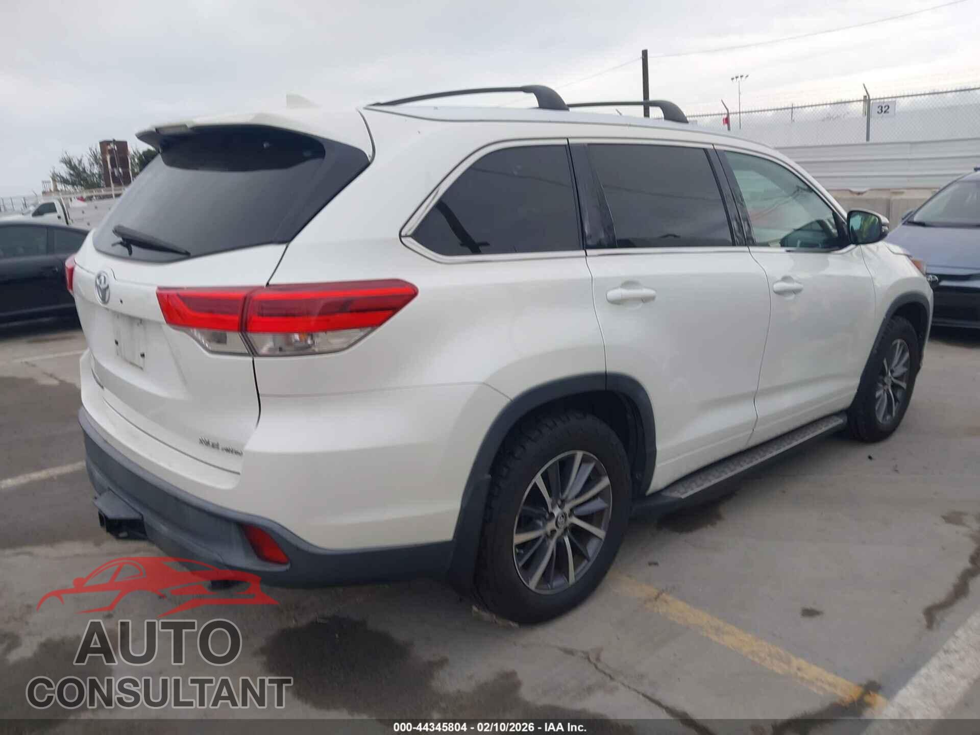 TOYOTA HIGHLANDER 2017 - 5TDJZRFH2HS398137