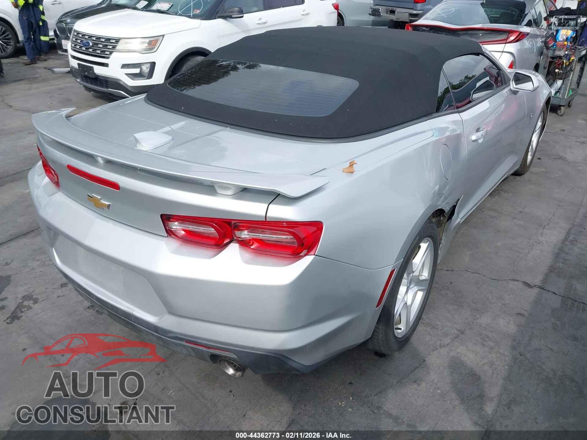 CHEVROLET CAMARO 2019 - 1G1FB3DS3K0144607