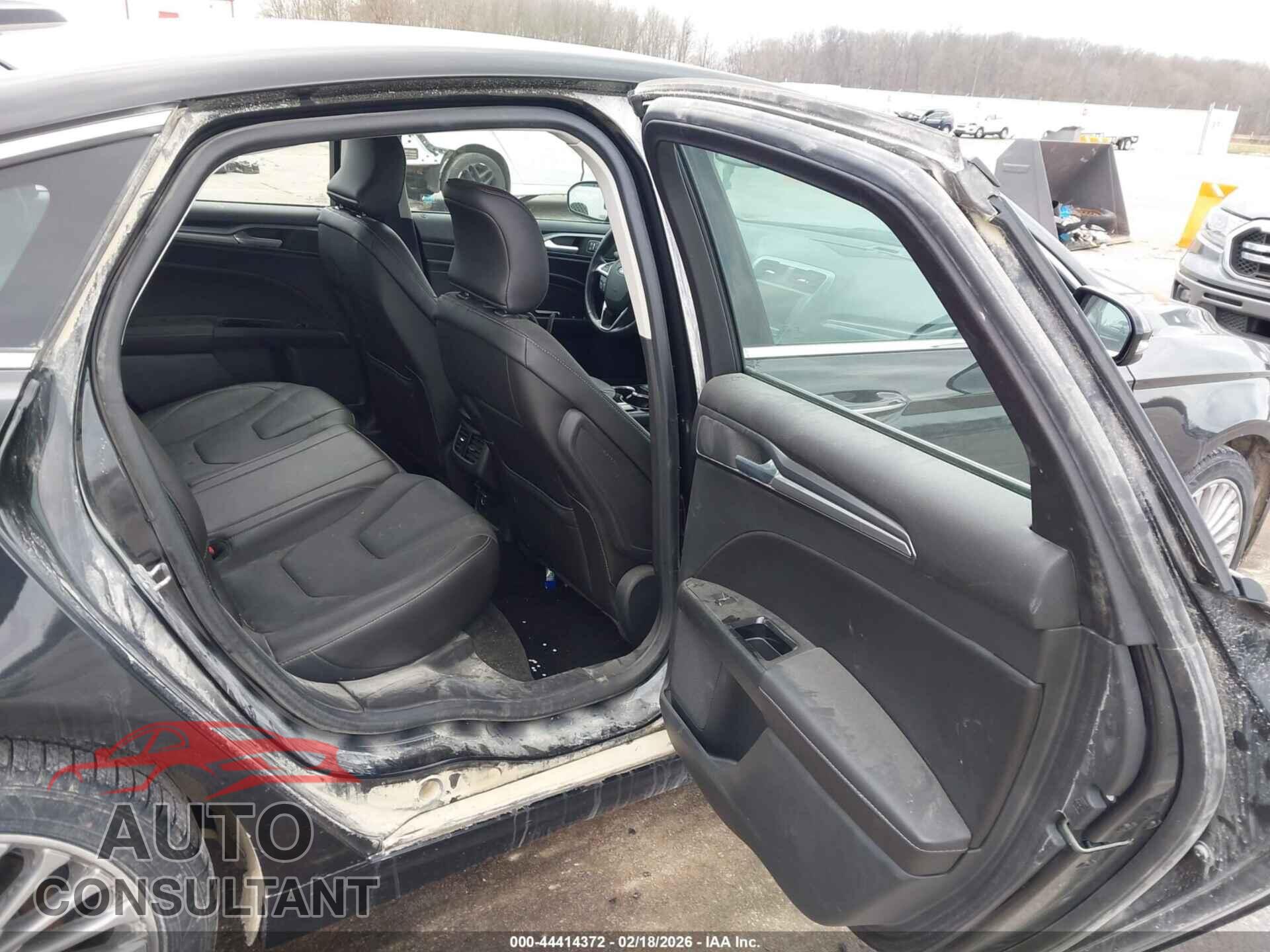 FORD FUSION 2015 - 3FA6P0D98FR197951