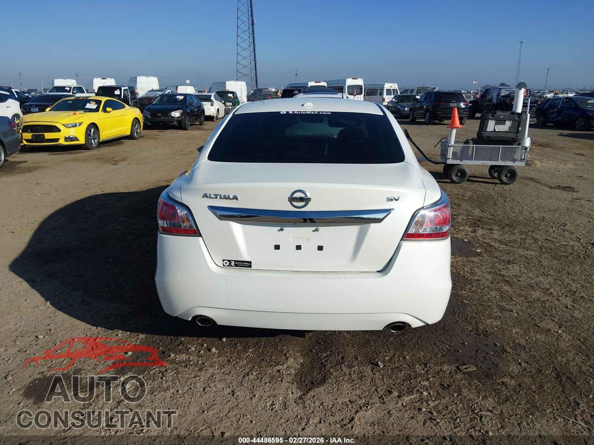 NISSAN ALTIMA 2015 - 1N4AL3AP1FC486677