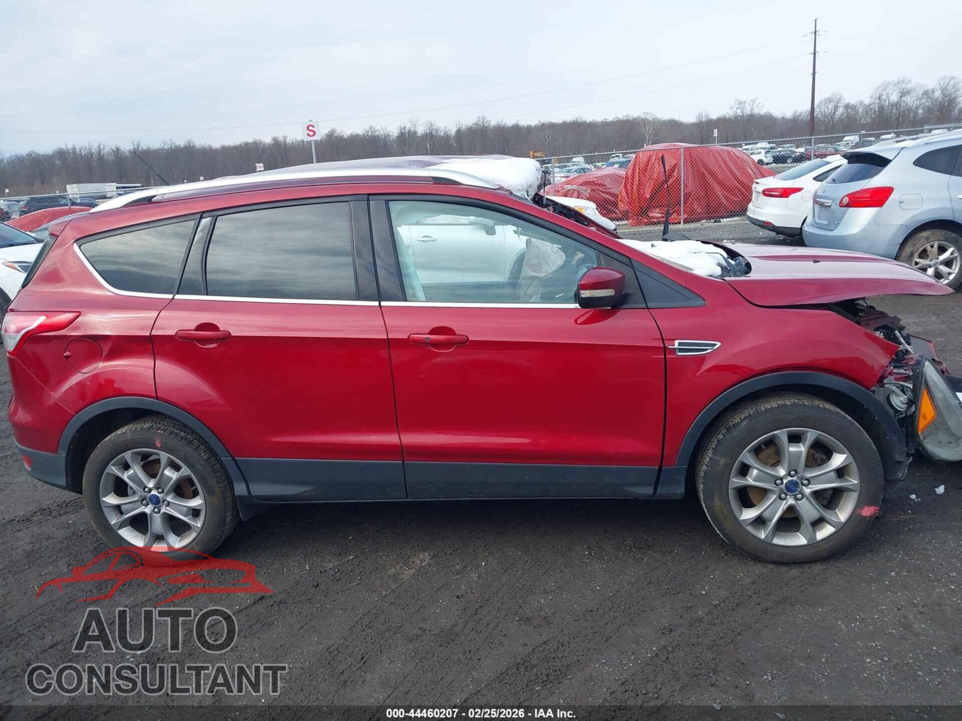 FORD ESCAPE 2014 - 1FMCU0J95EUD85842