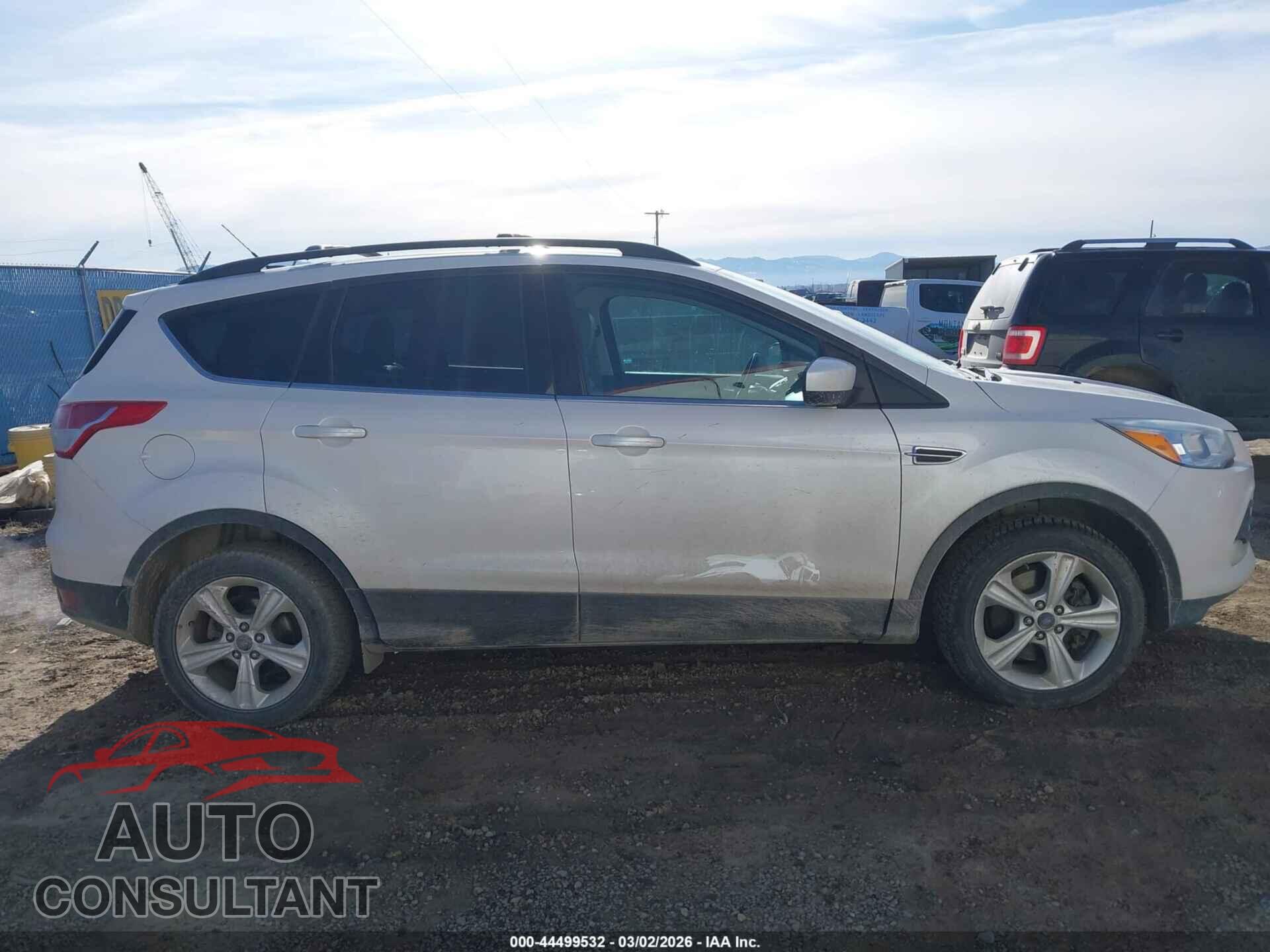 FORD ESCAPE 2015 - 1FMCU9G95FUB63895