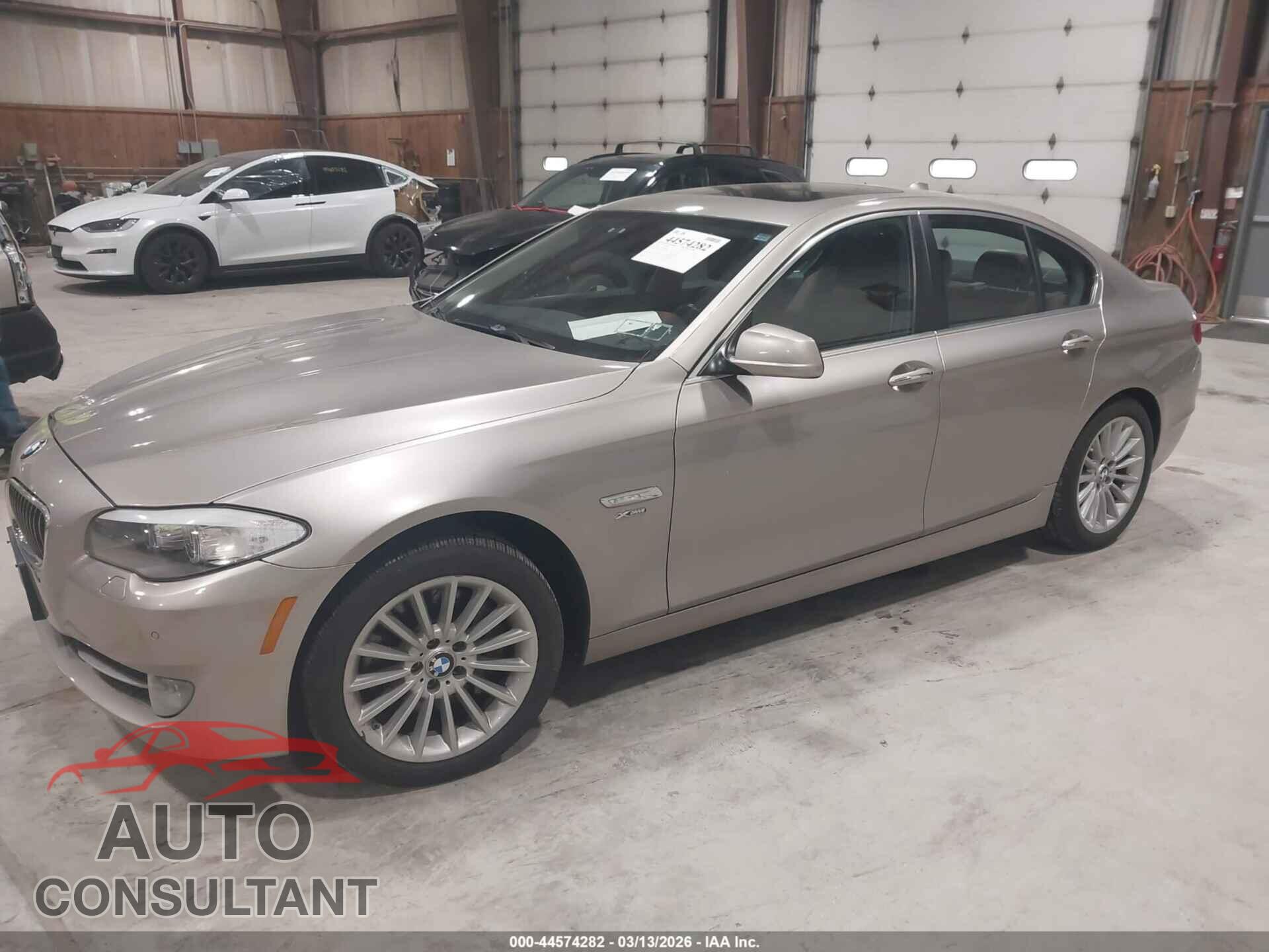 BMW 535I 2011 - WBAFU7C57BC871684