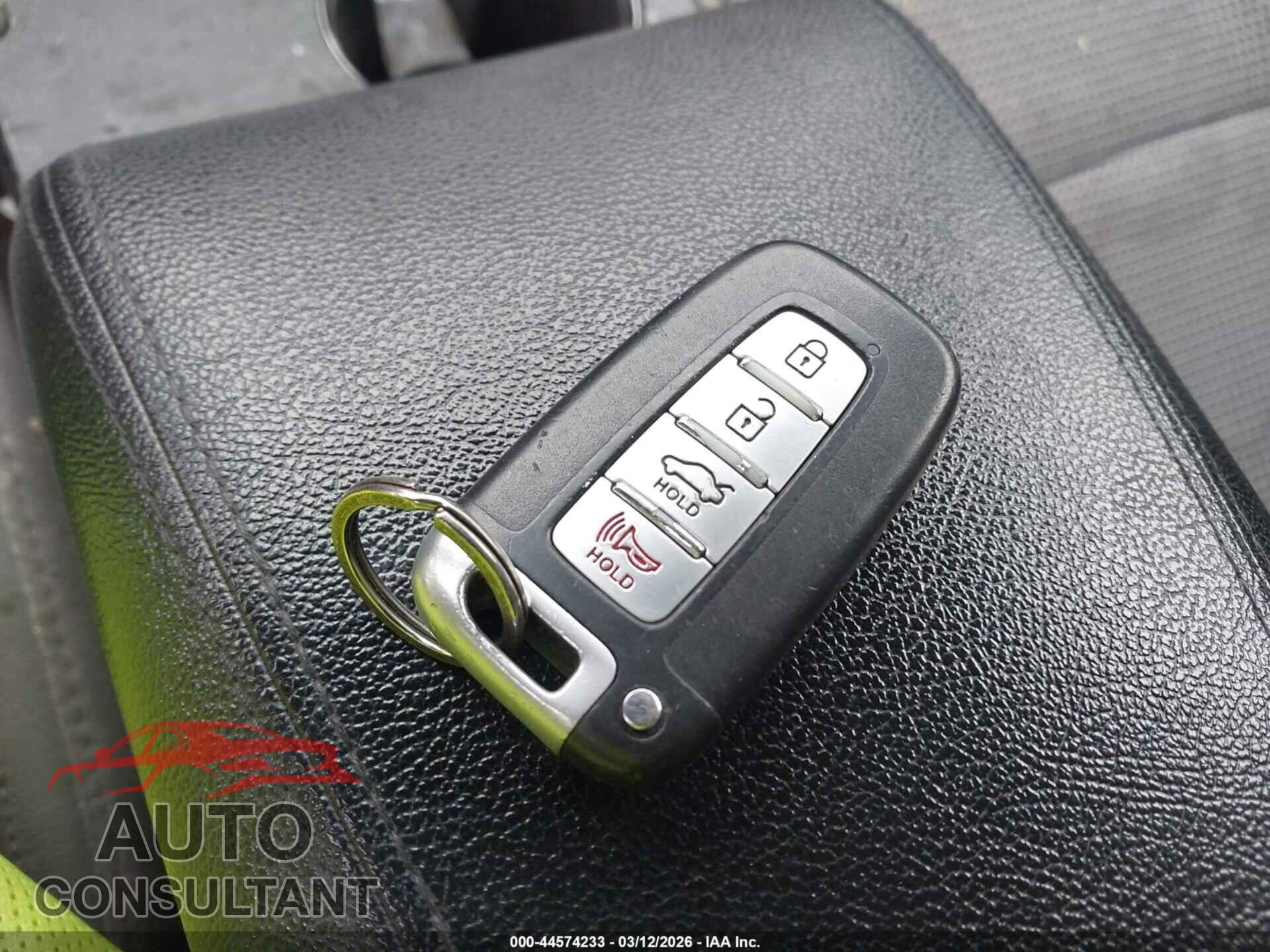 HYUNDAI SONATA 2012 - 5NPEC4AB2CH325034
