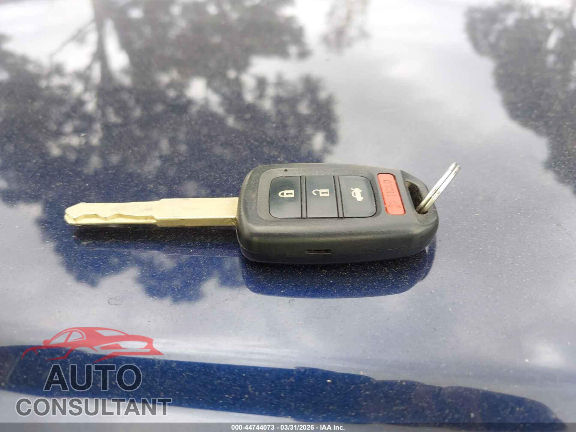 HONDA ACCORD 2015 - 1HGCR2F50FA076159