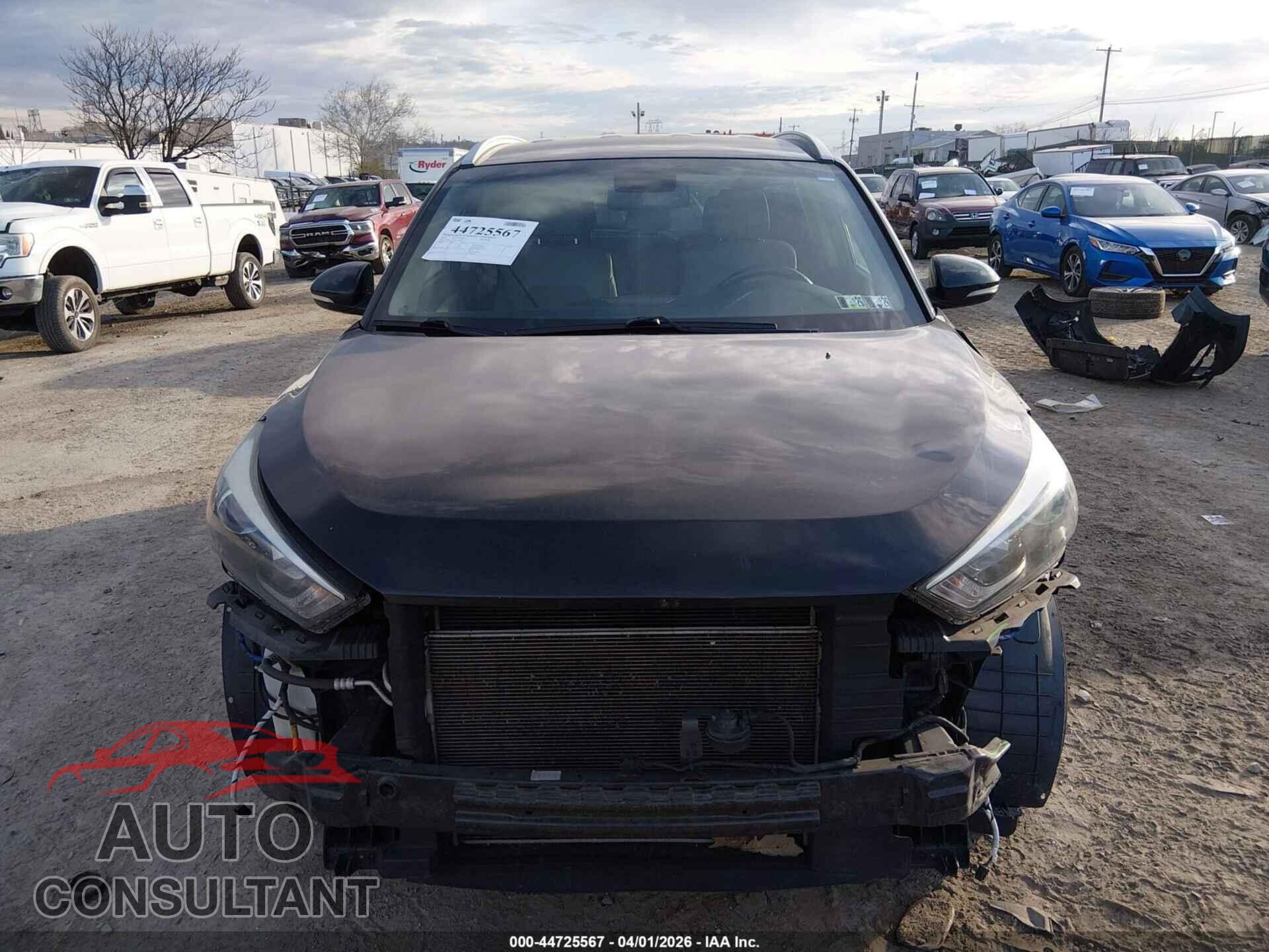HYUNDAI TUCSON 2018 - KM8J3CA44JU646419