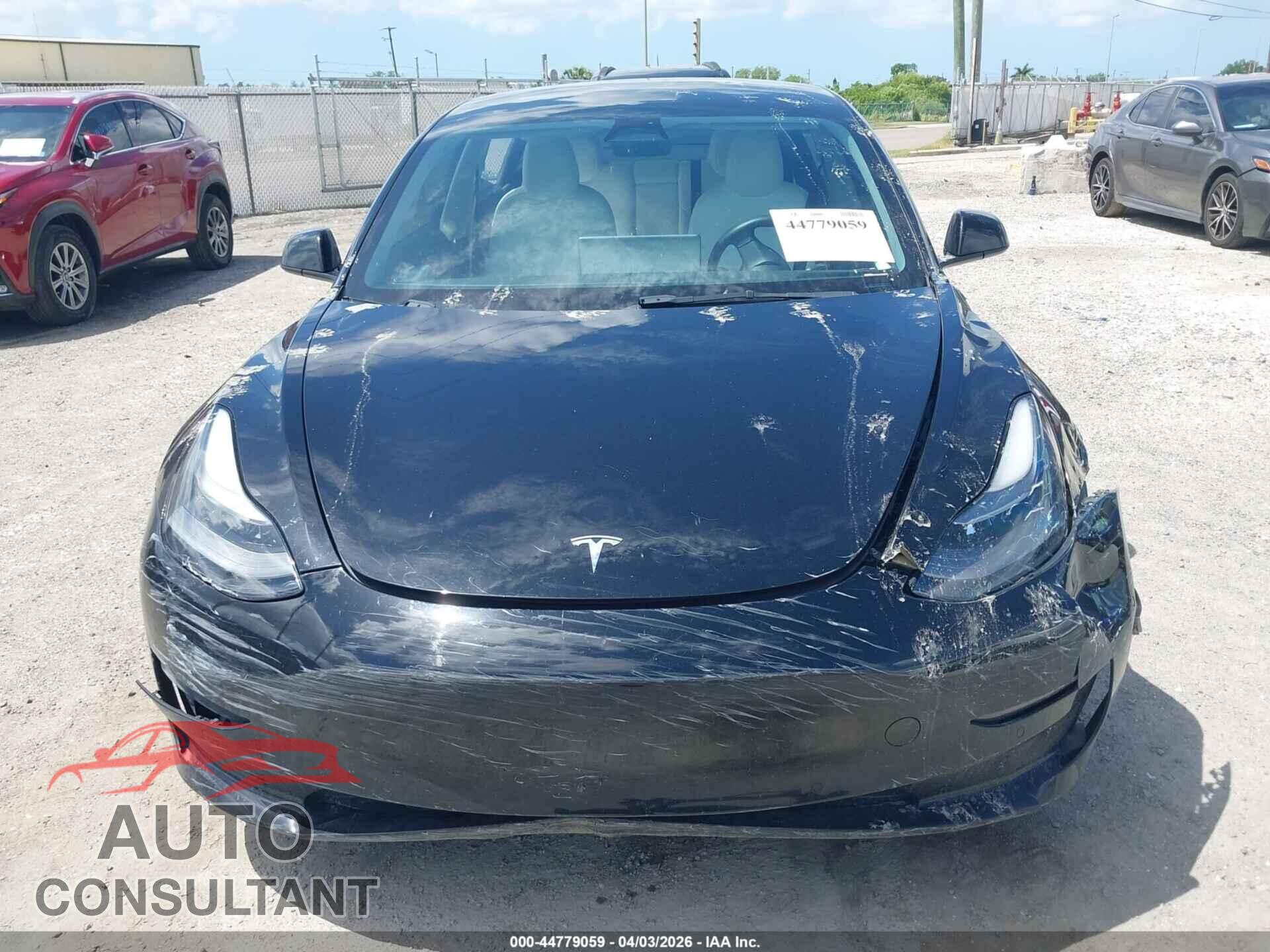 TESLA MODEL 3 2022 - 5YJ3E1EC2NF275885