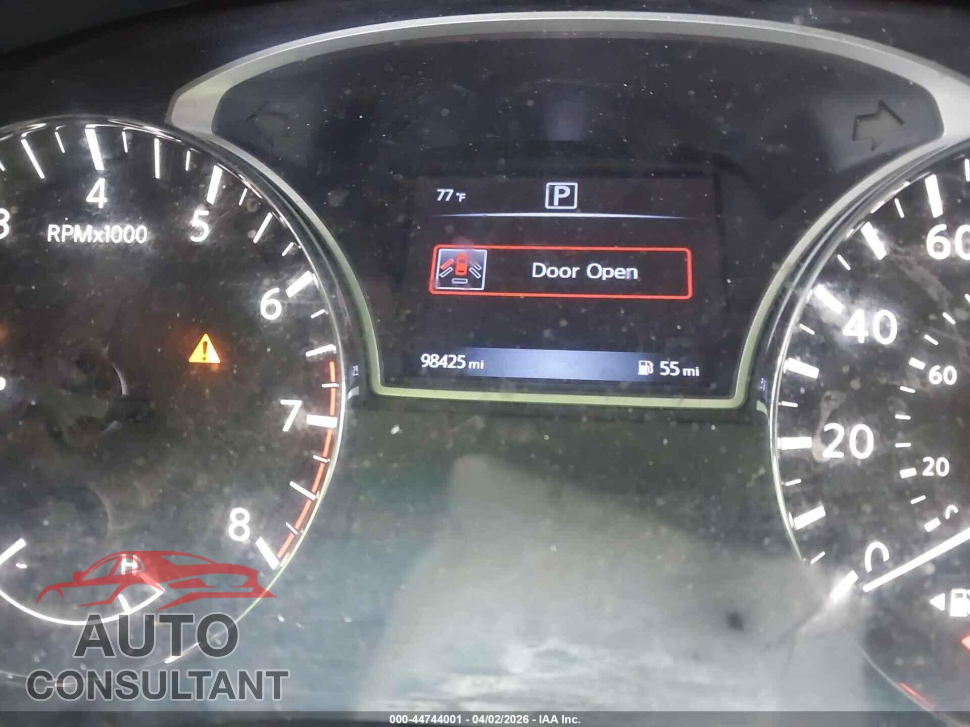 NISSAN PATHFINDER 2017 - 5N1DR2MNXHC623138