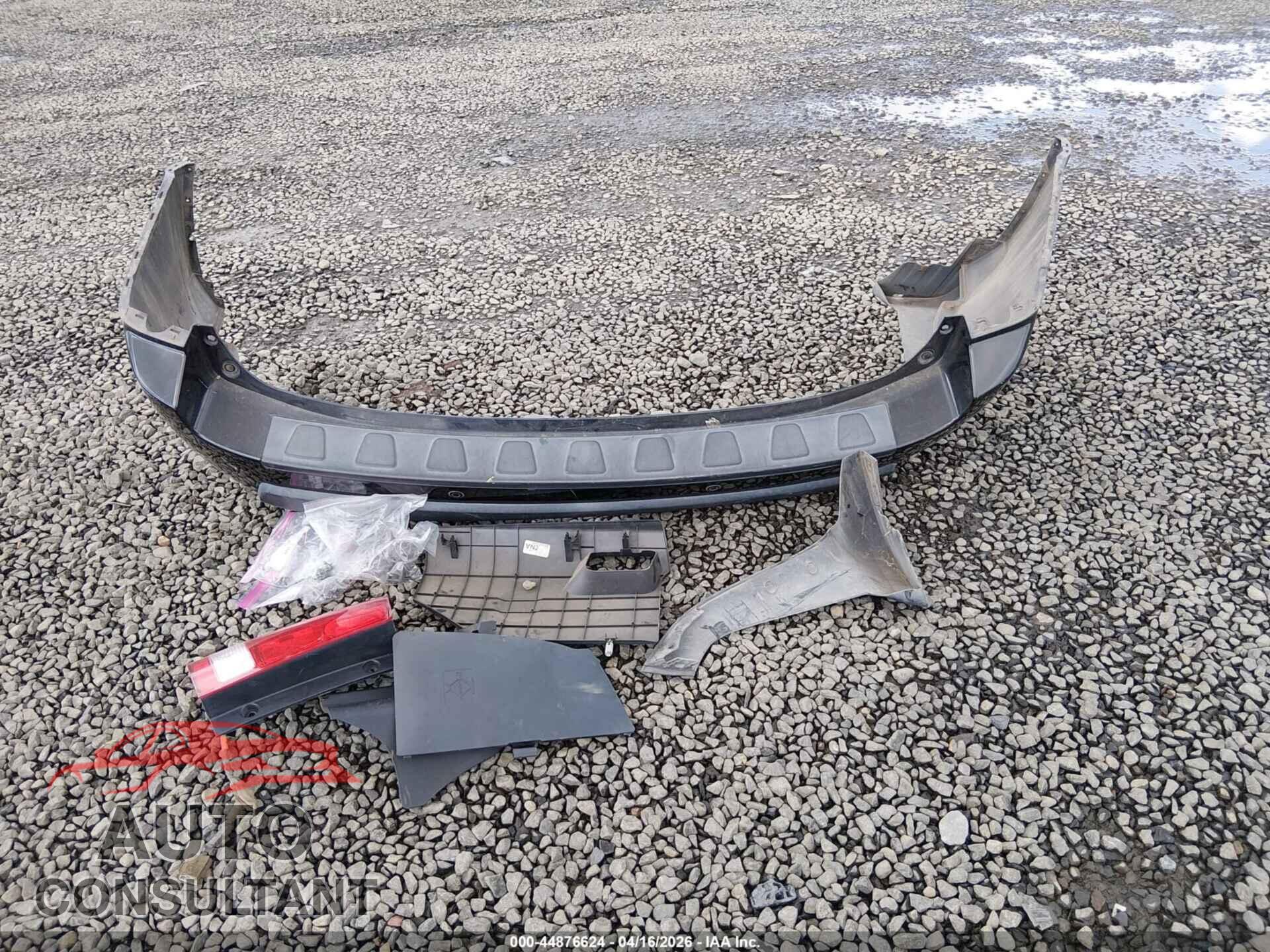 HONDA PILOT 2011 - 5FNYF4H90BB061185