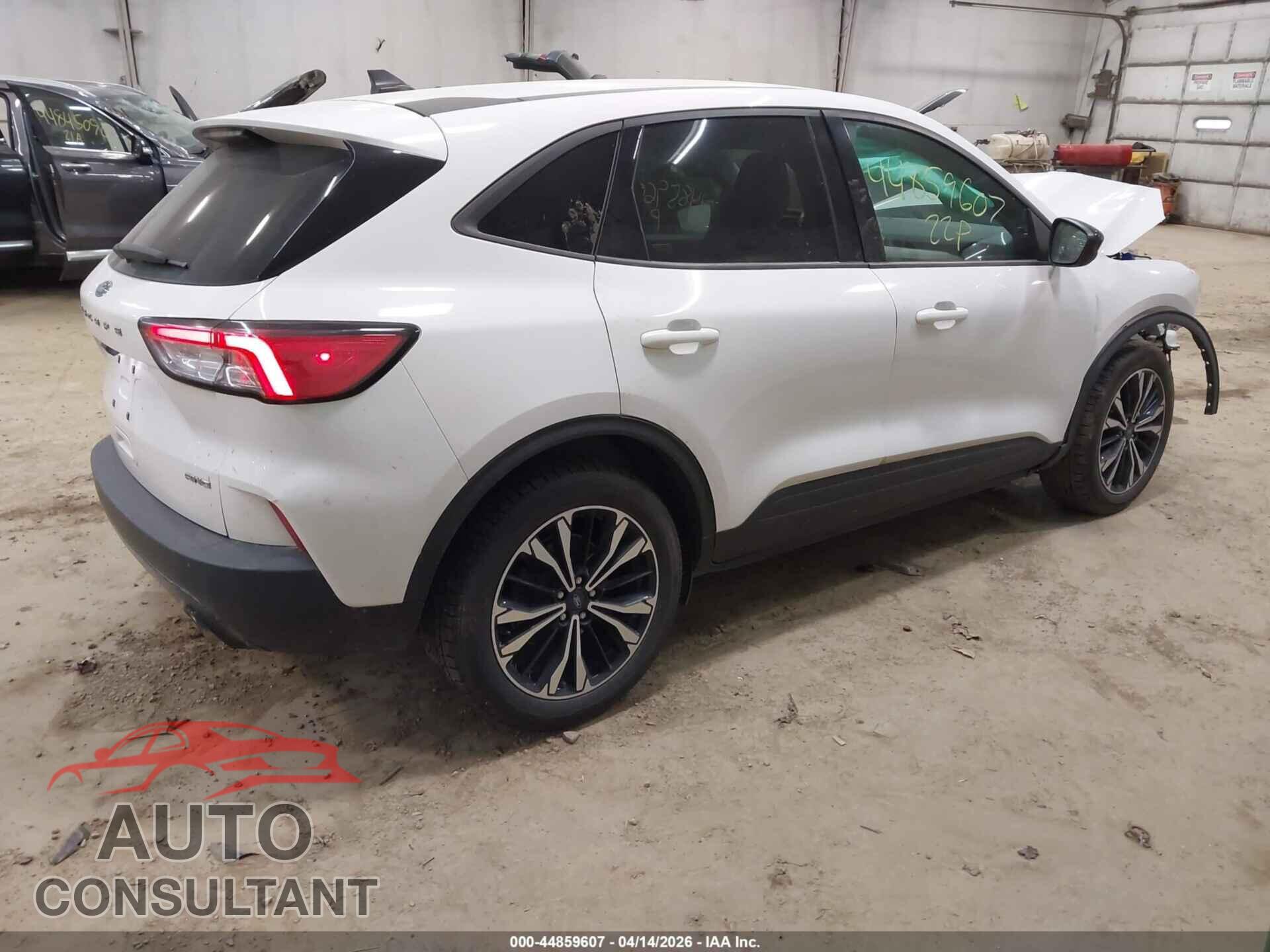 FORD ESCAPE 2022 - 1FMCU9G65NUA30672