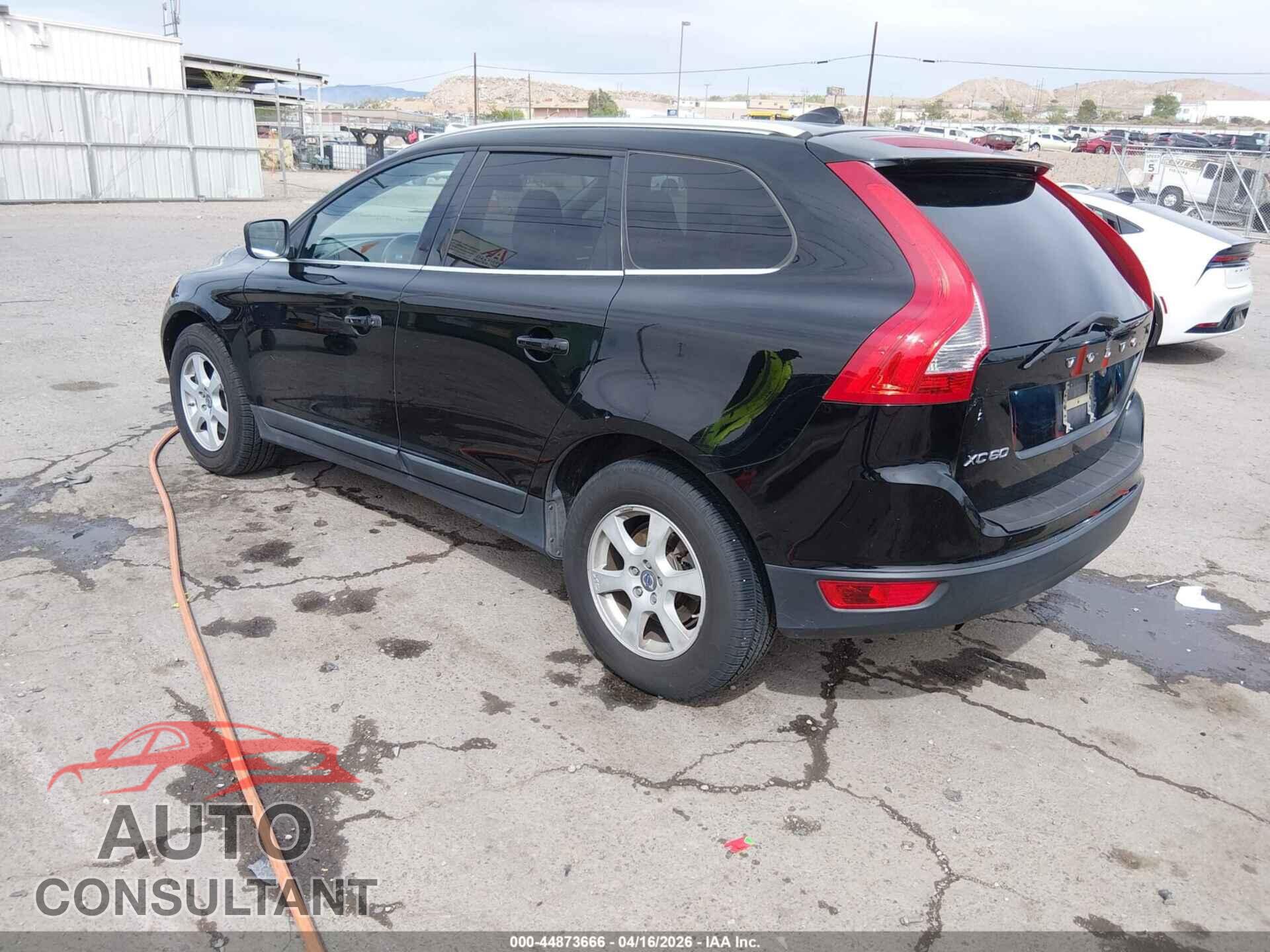 VOLVO XC60 2011 - YV4952DZ0B2224144